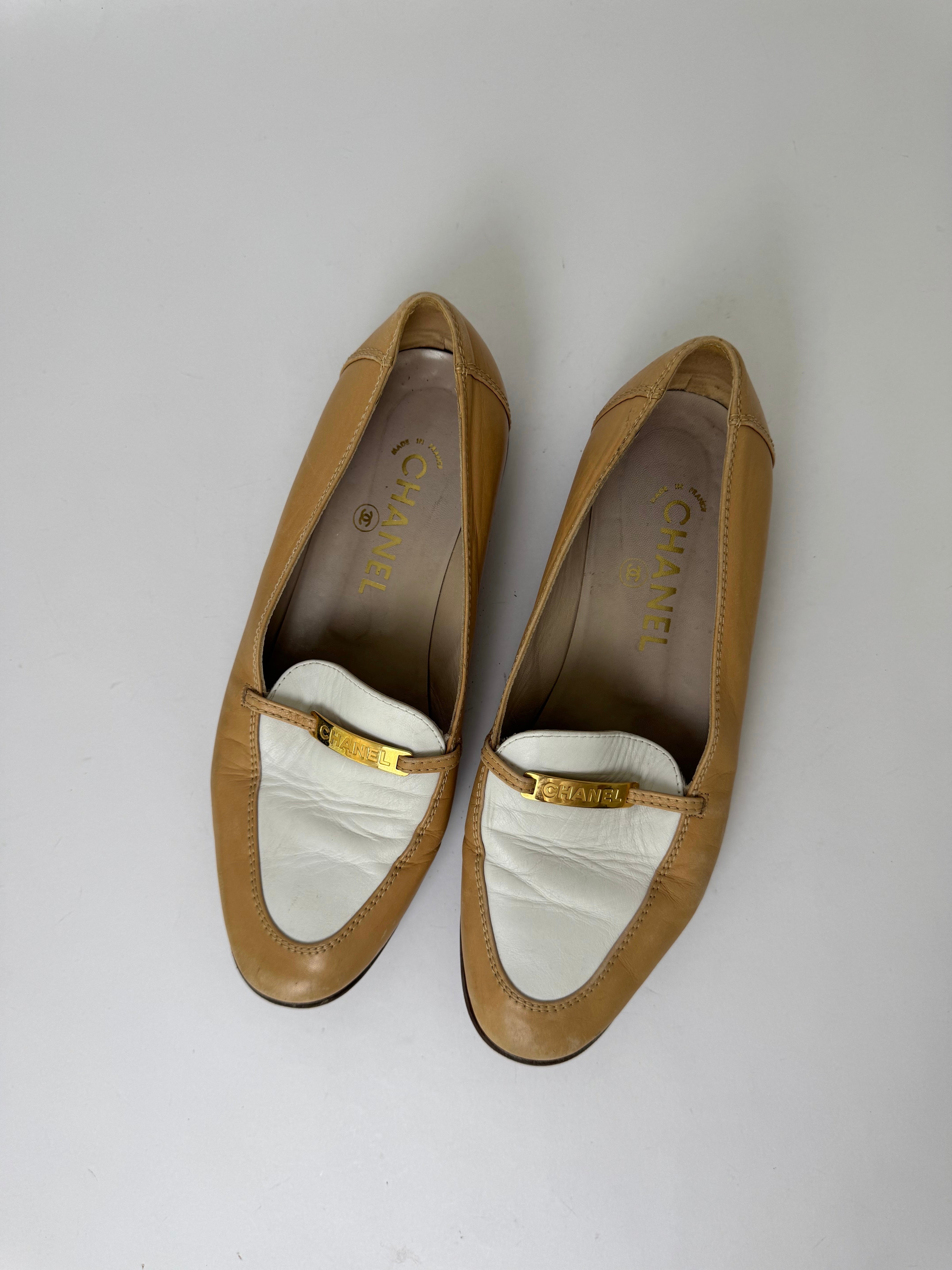 Chanel Vintage Leather Loafers 39.5