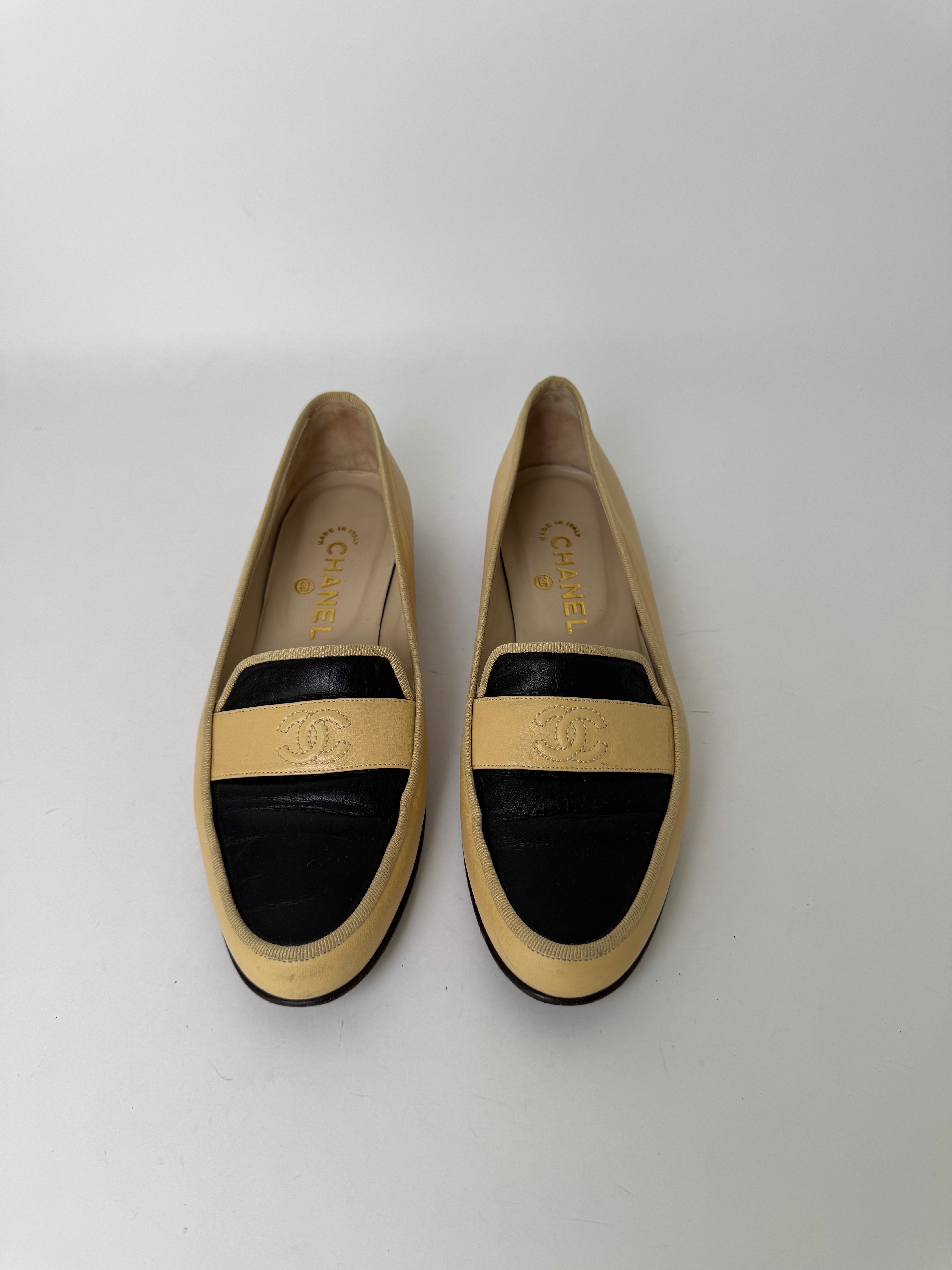 Chanel Vintage Leather Loafers 39