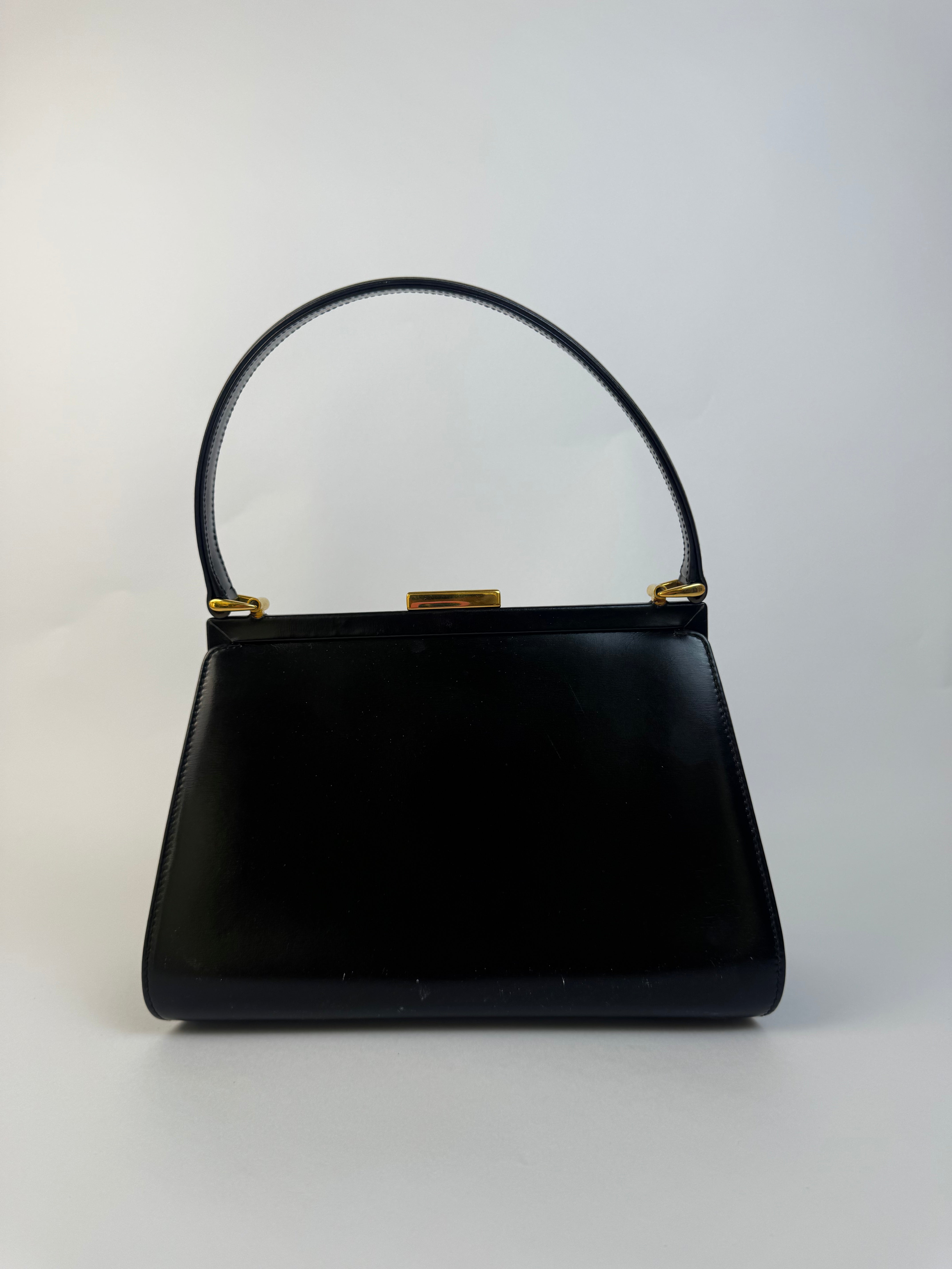 Gucci Black Leather Top Handle Bag Medium