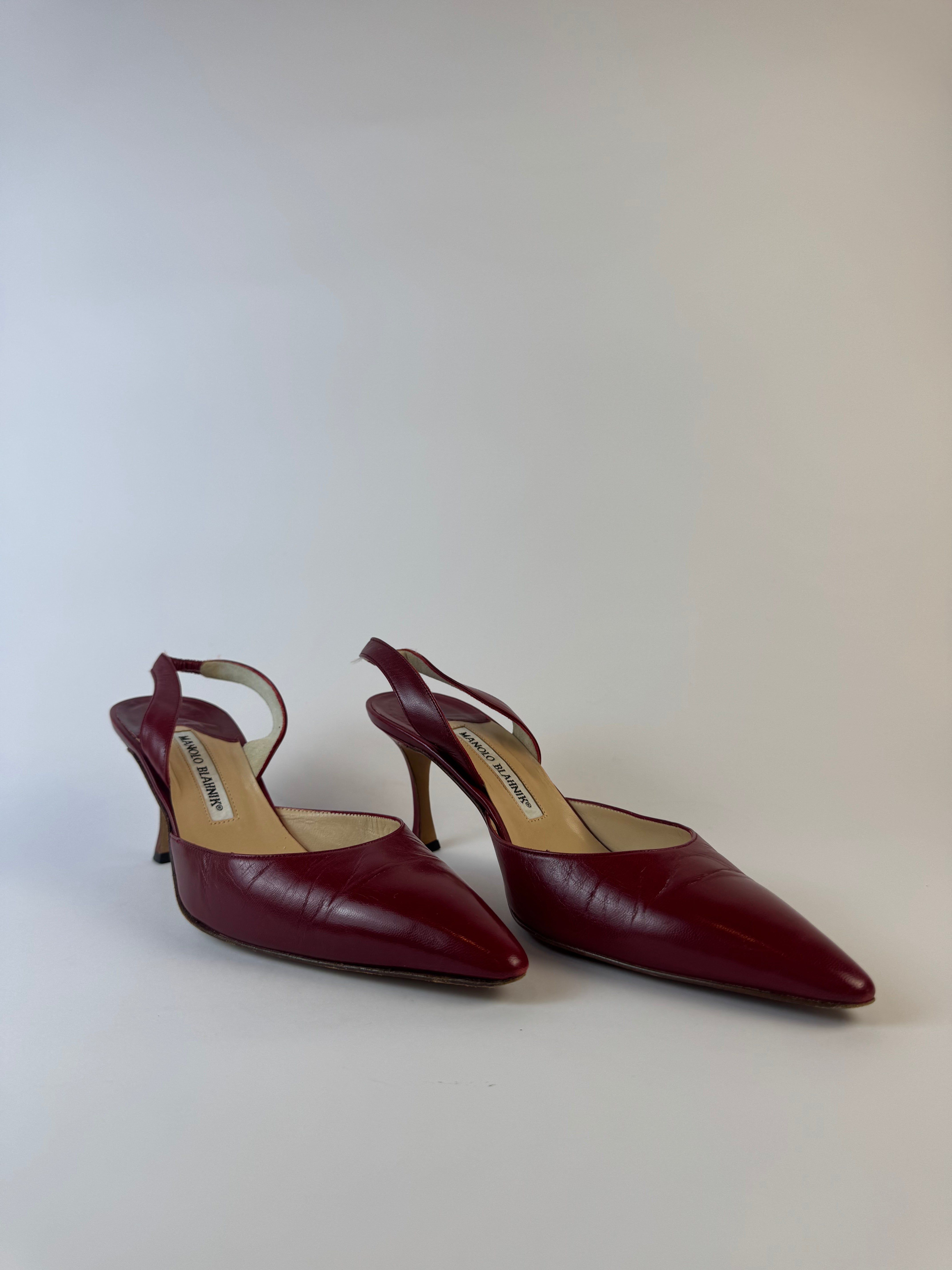 Manolo Blahnik Slingback Heels 39
