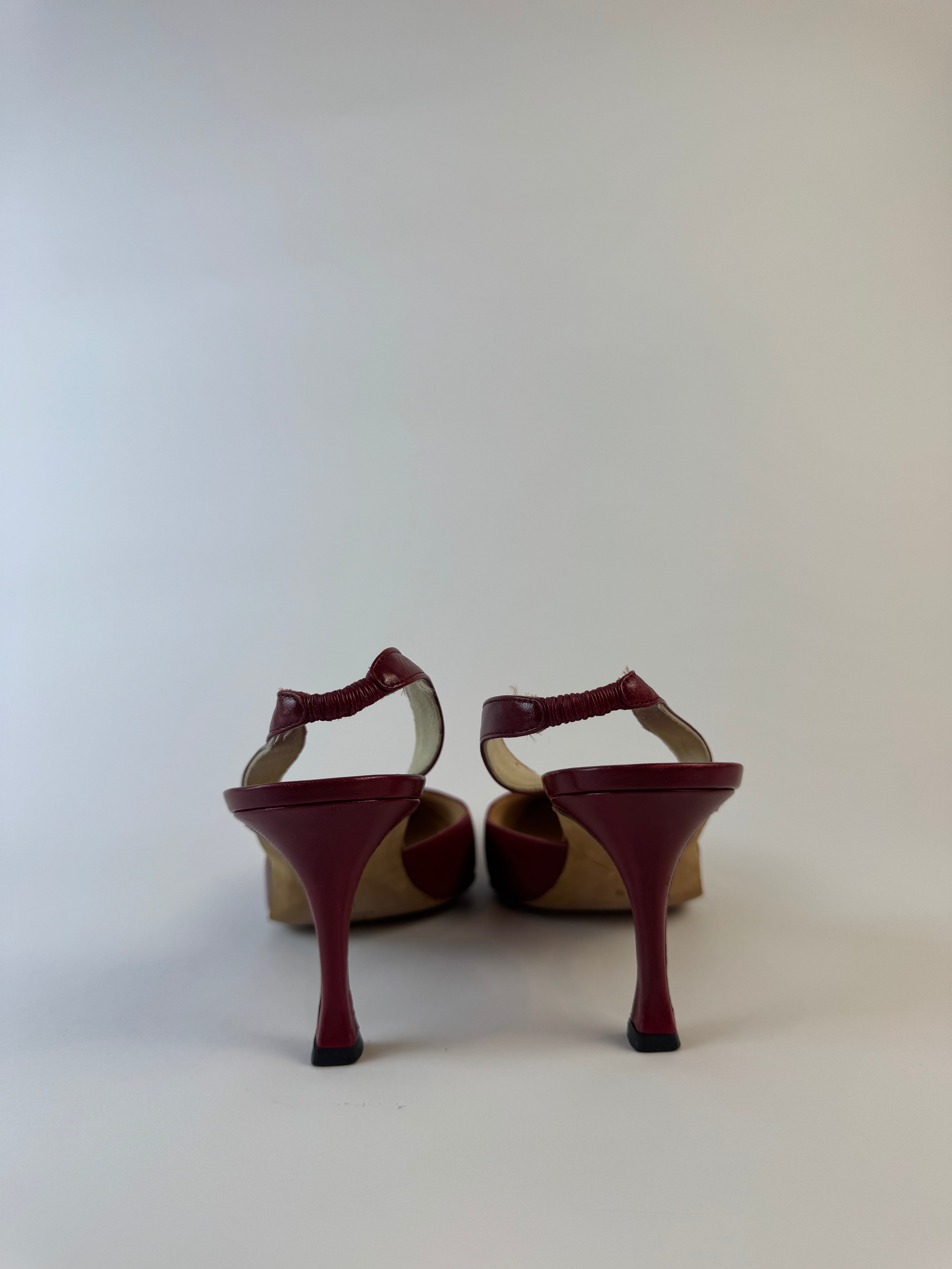 Manolo Blahnik Slingback Heels 39