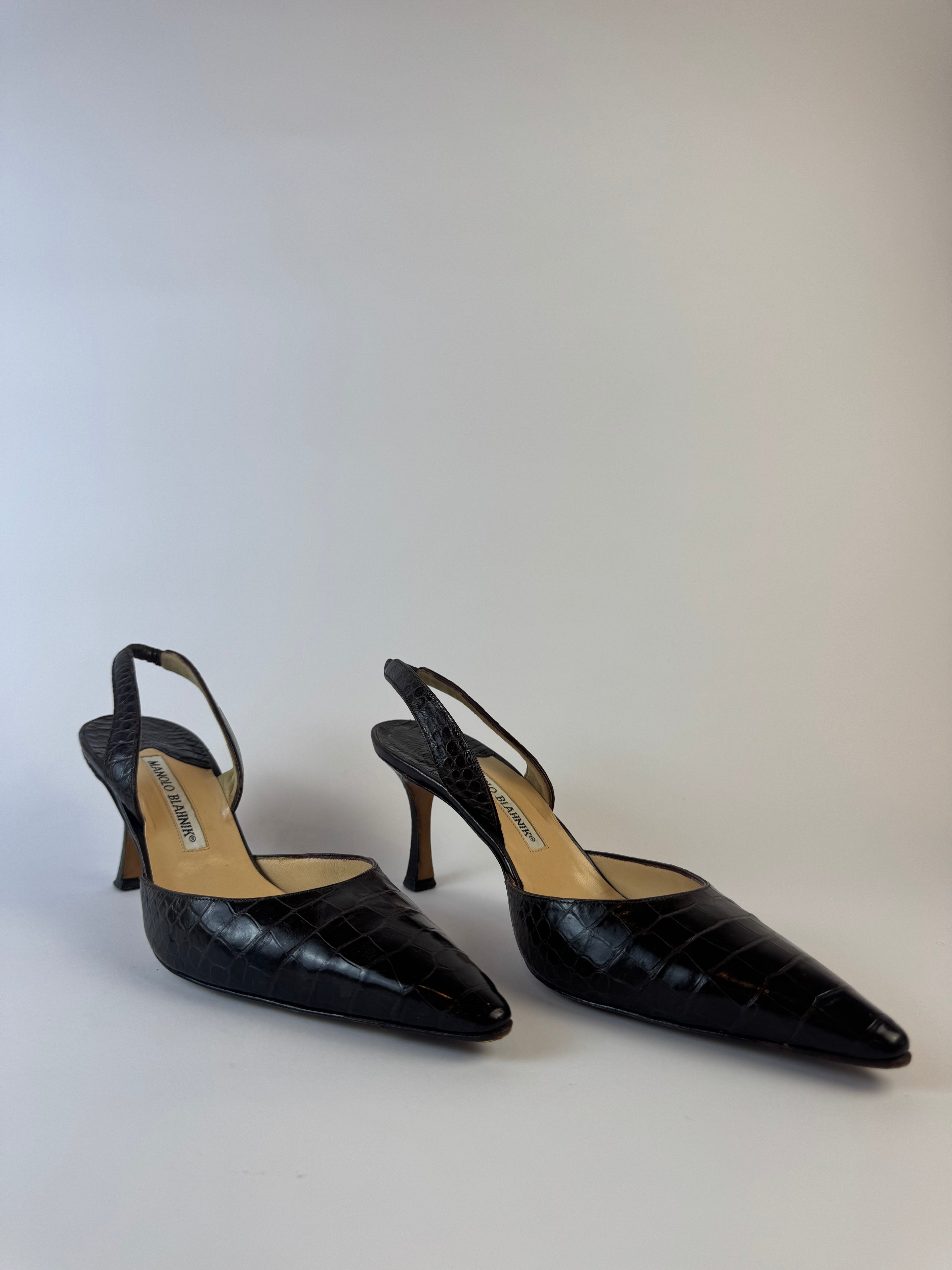 Manolo Blahnik Slingback Heels 39