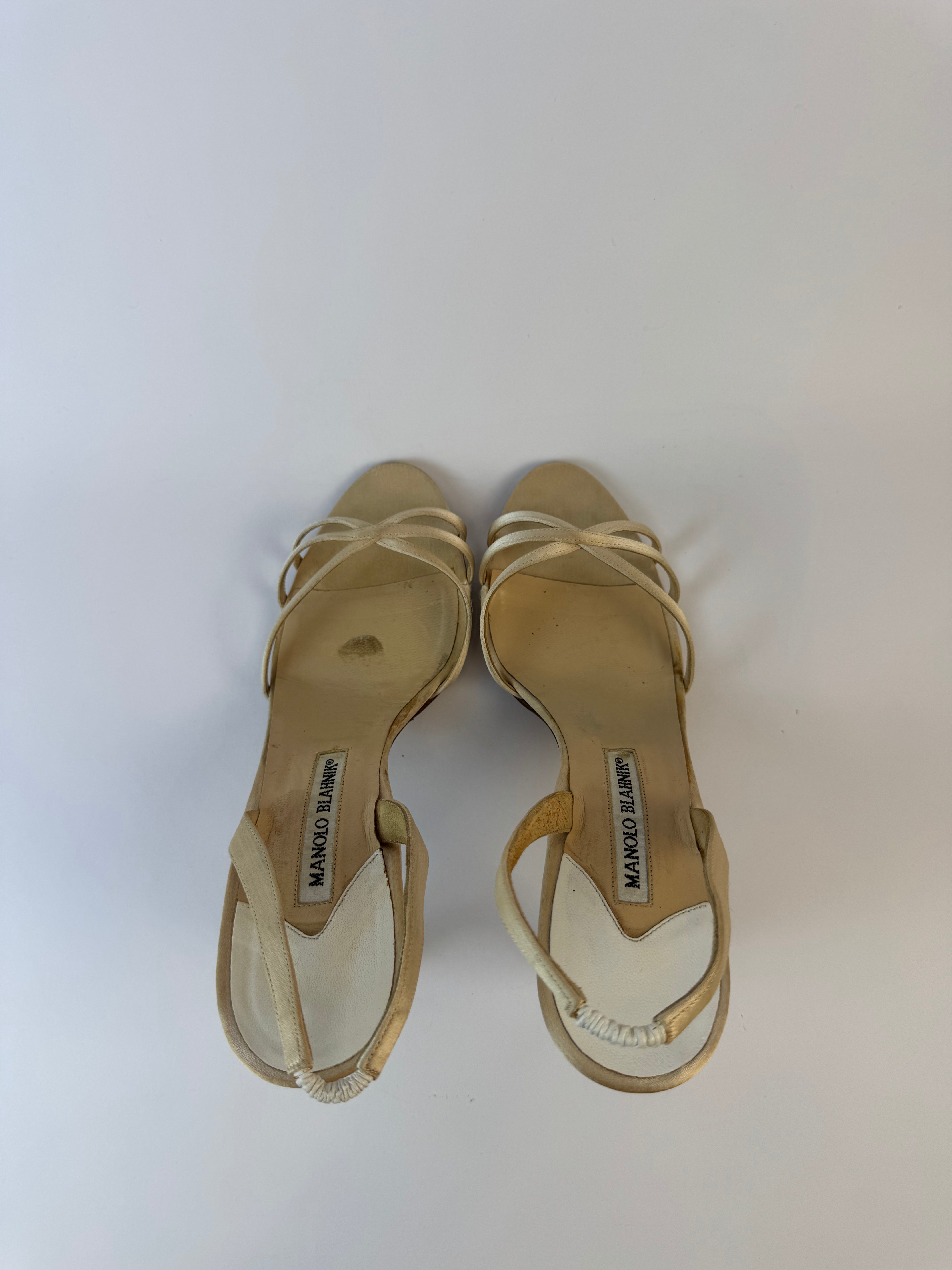 Manolo Blahnik Ivory Satin Slingback Heels 38.5