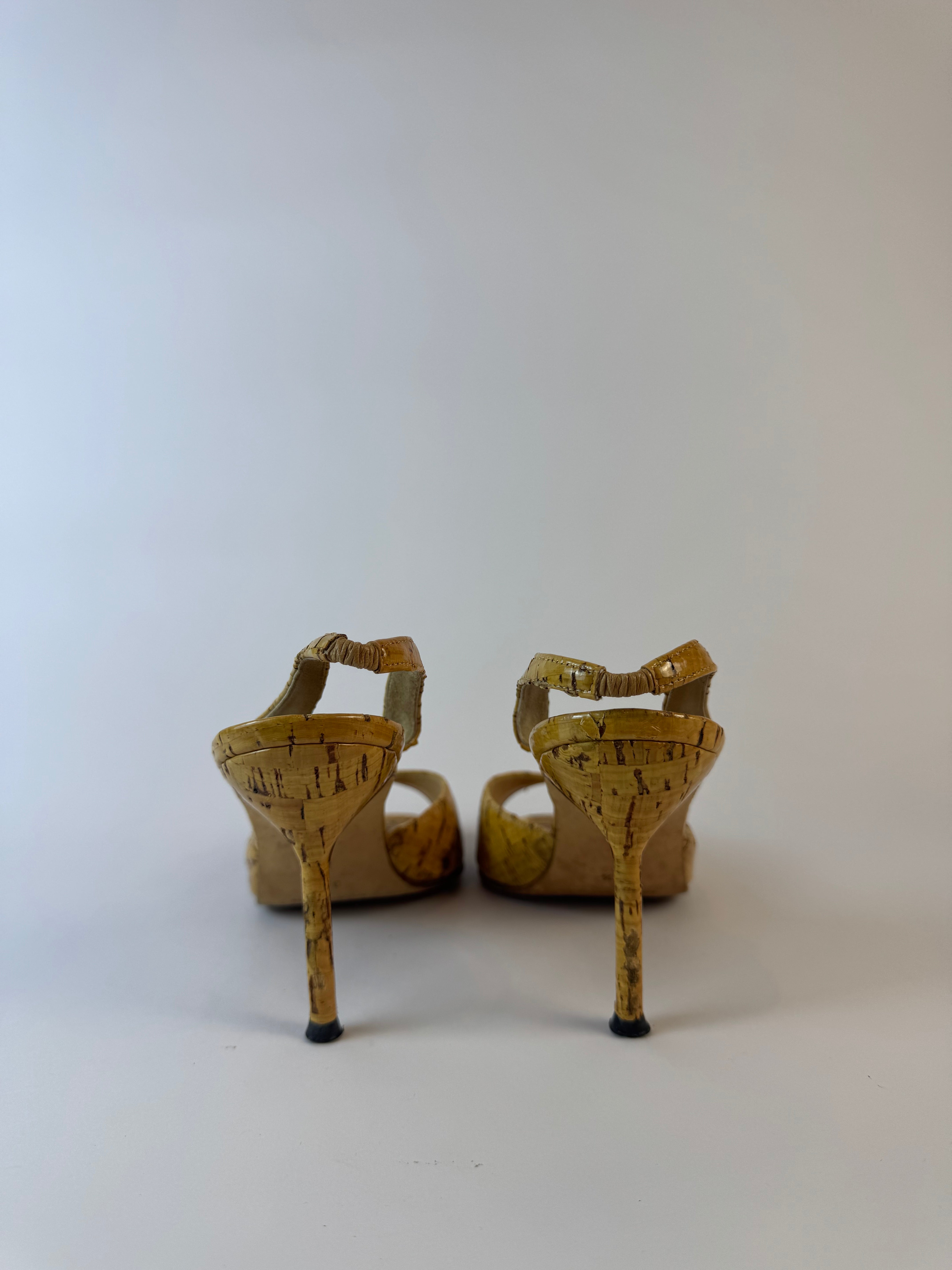 Manolo Blahnik Slingbacks 37.5