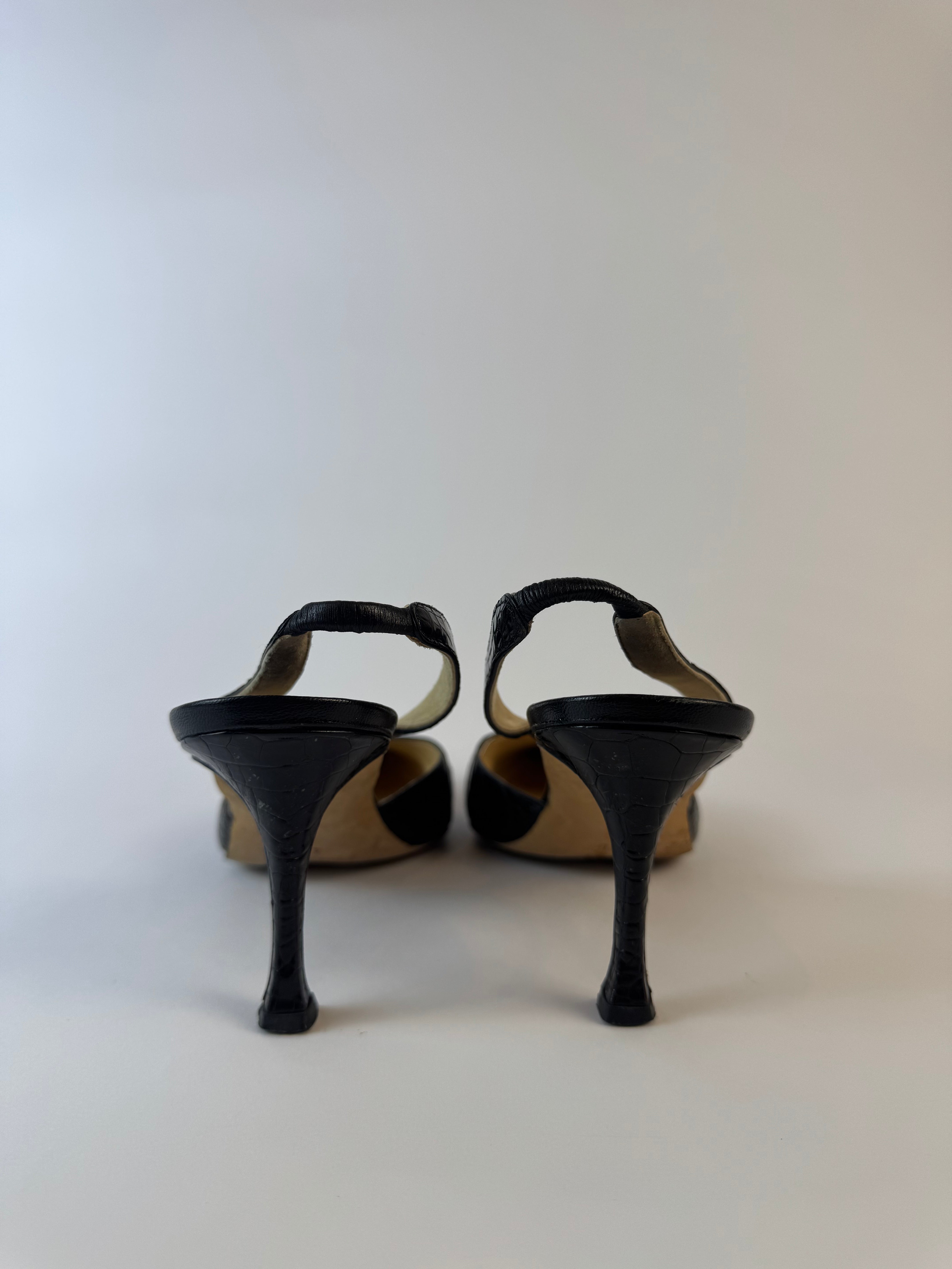 Manolo Blahnik Crocodile Slingback Pumps 40