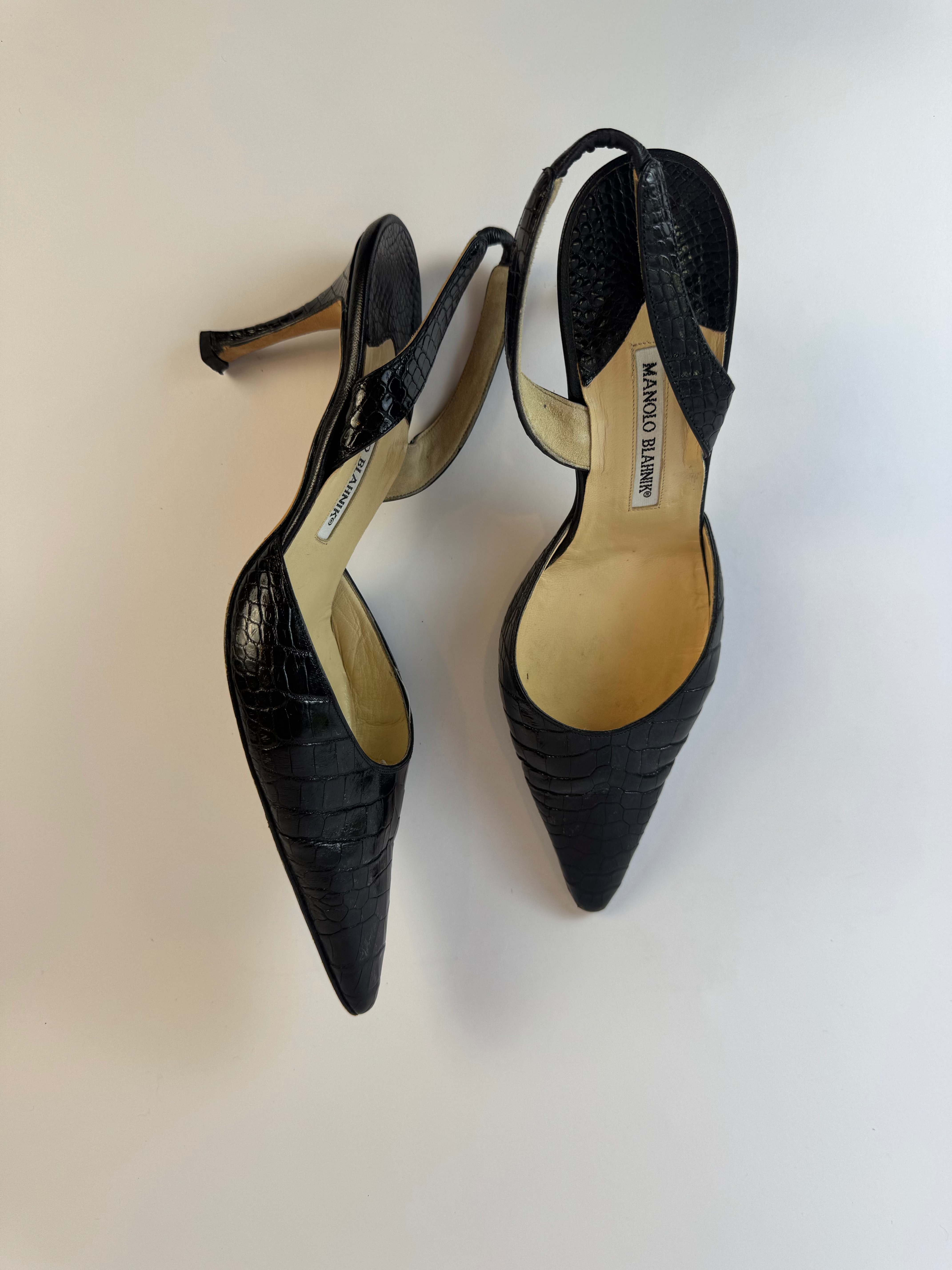 Manolo Blahnik Crocodile Slingback Pumps 40