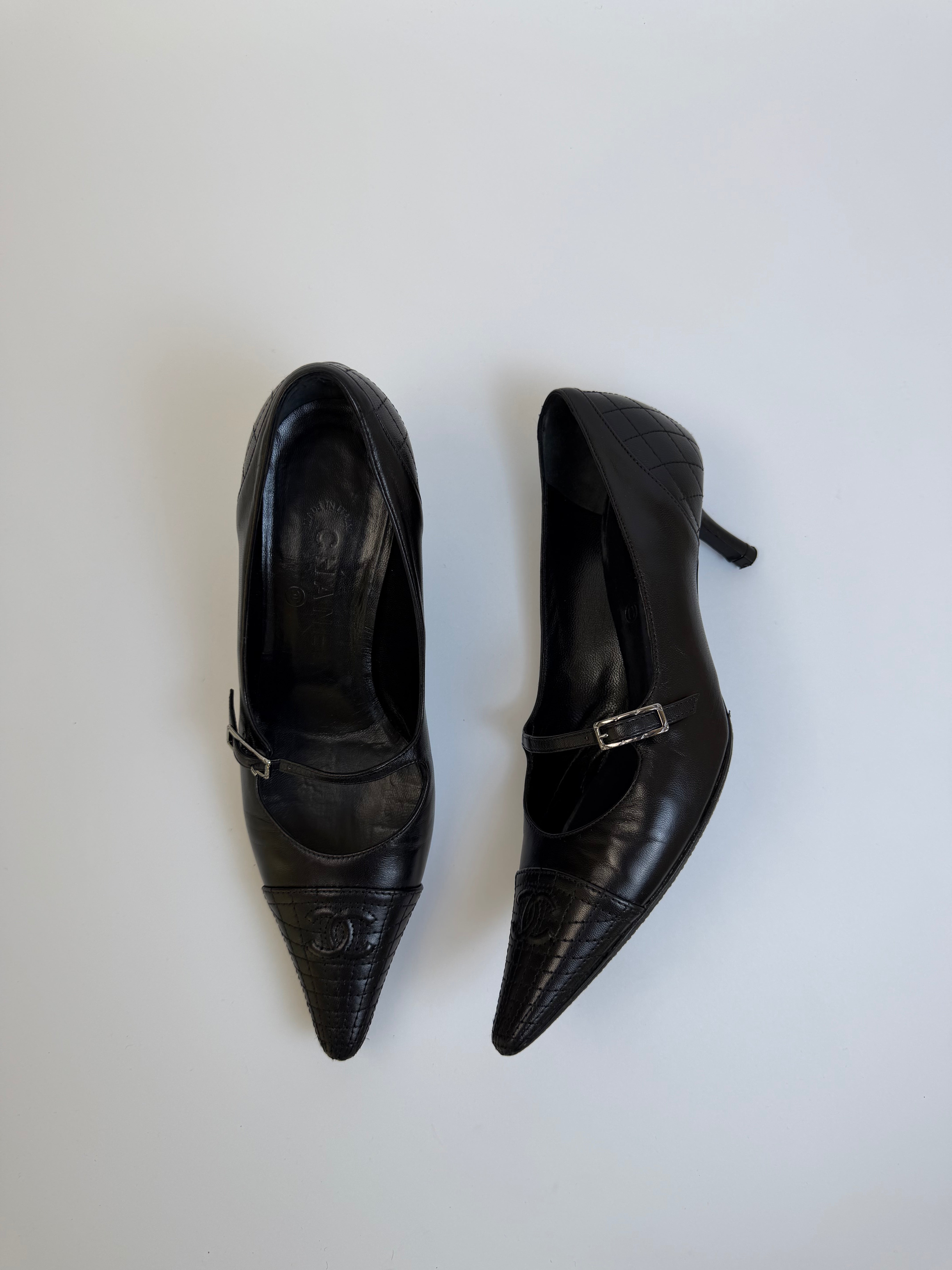 Chanel Vintage Pumps 35.5