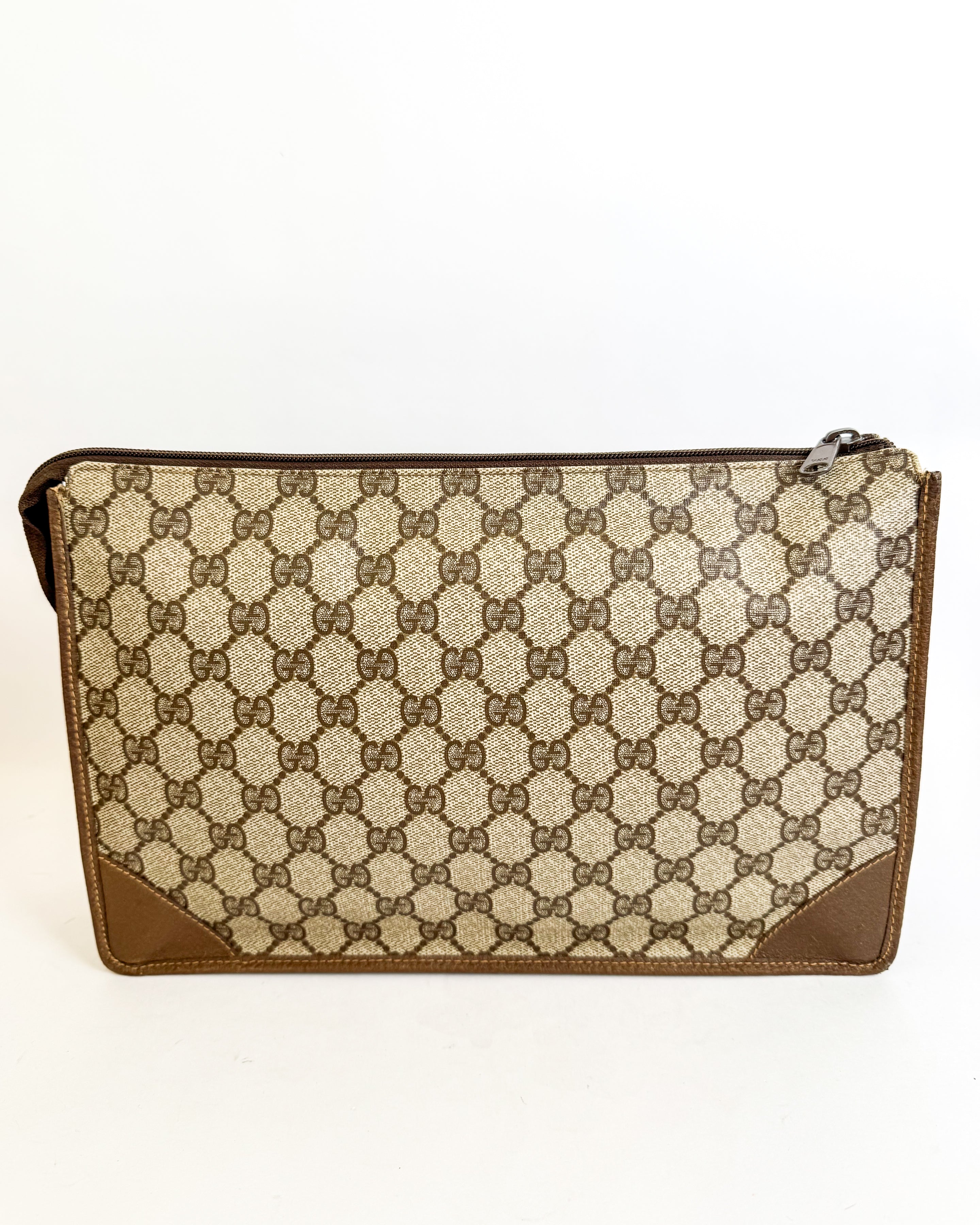 Gucci GG Supreme Canvas Clutch