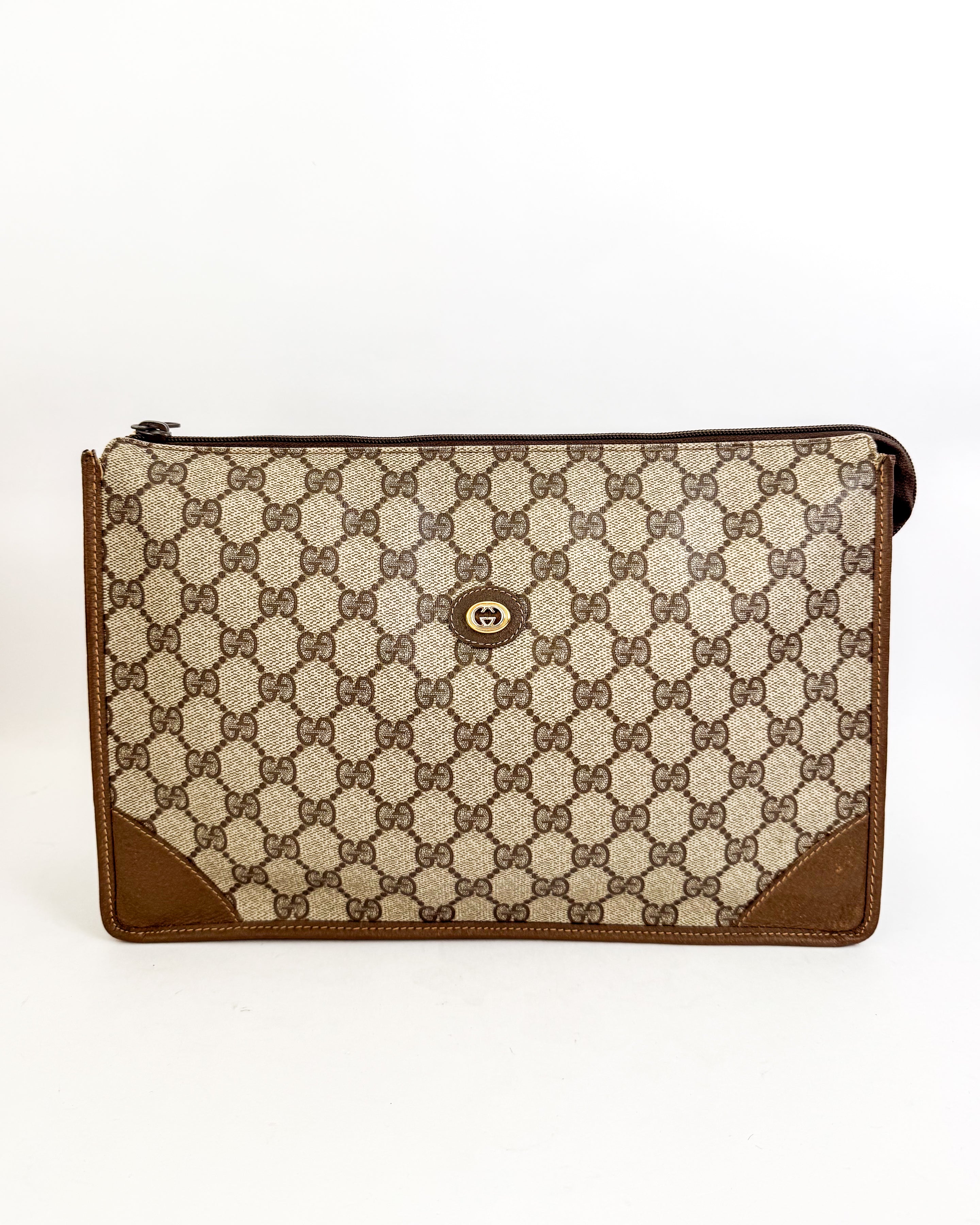 Gucci GG Supreme Canvas Clutch