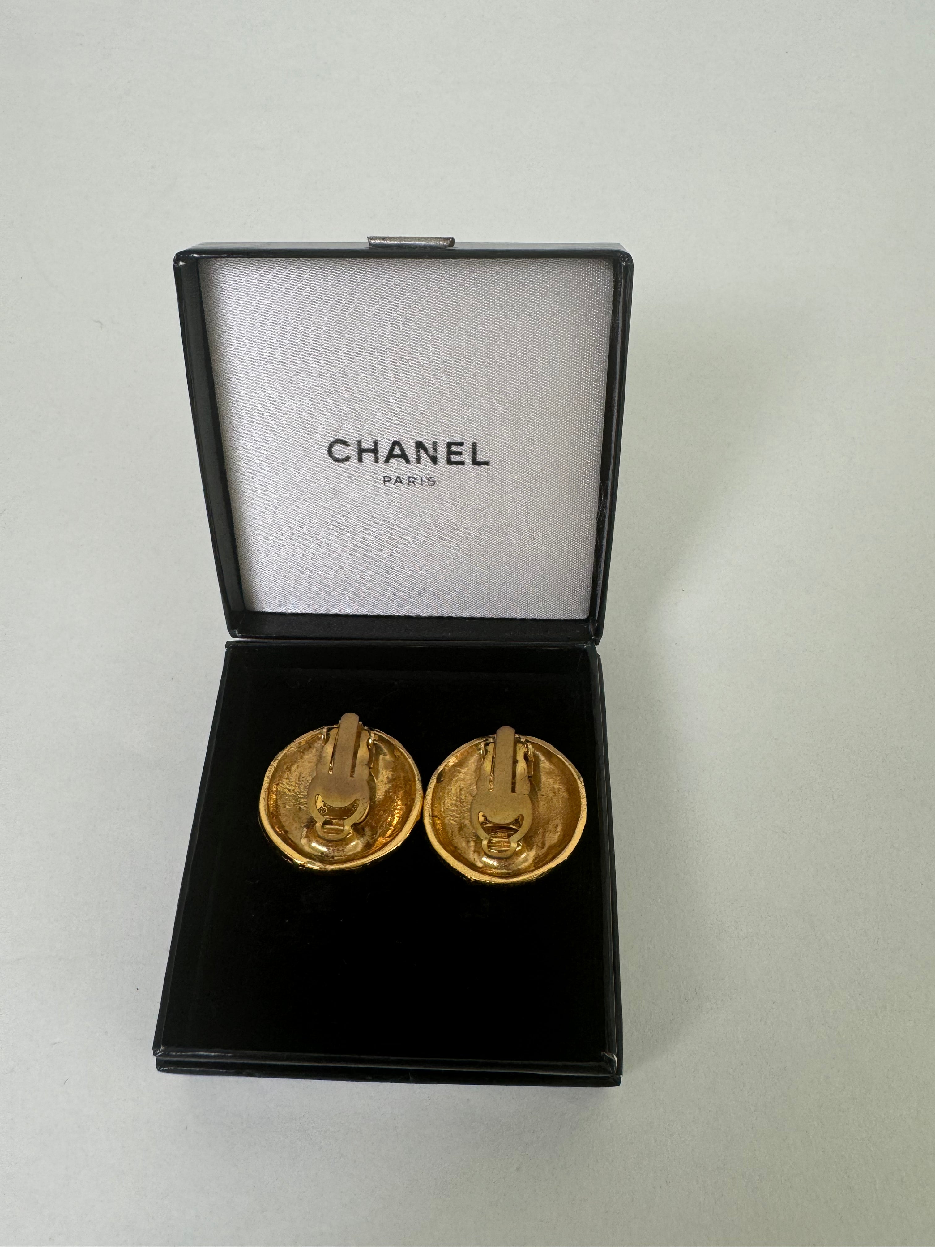 Chanel Vintage Gold CC Earrings