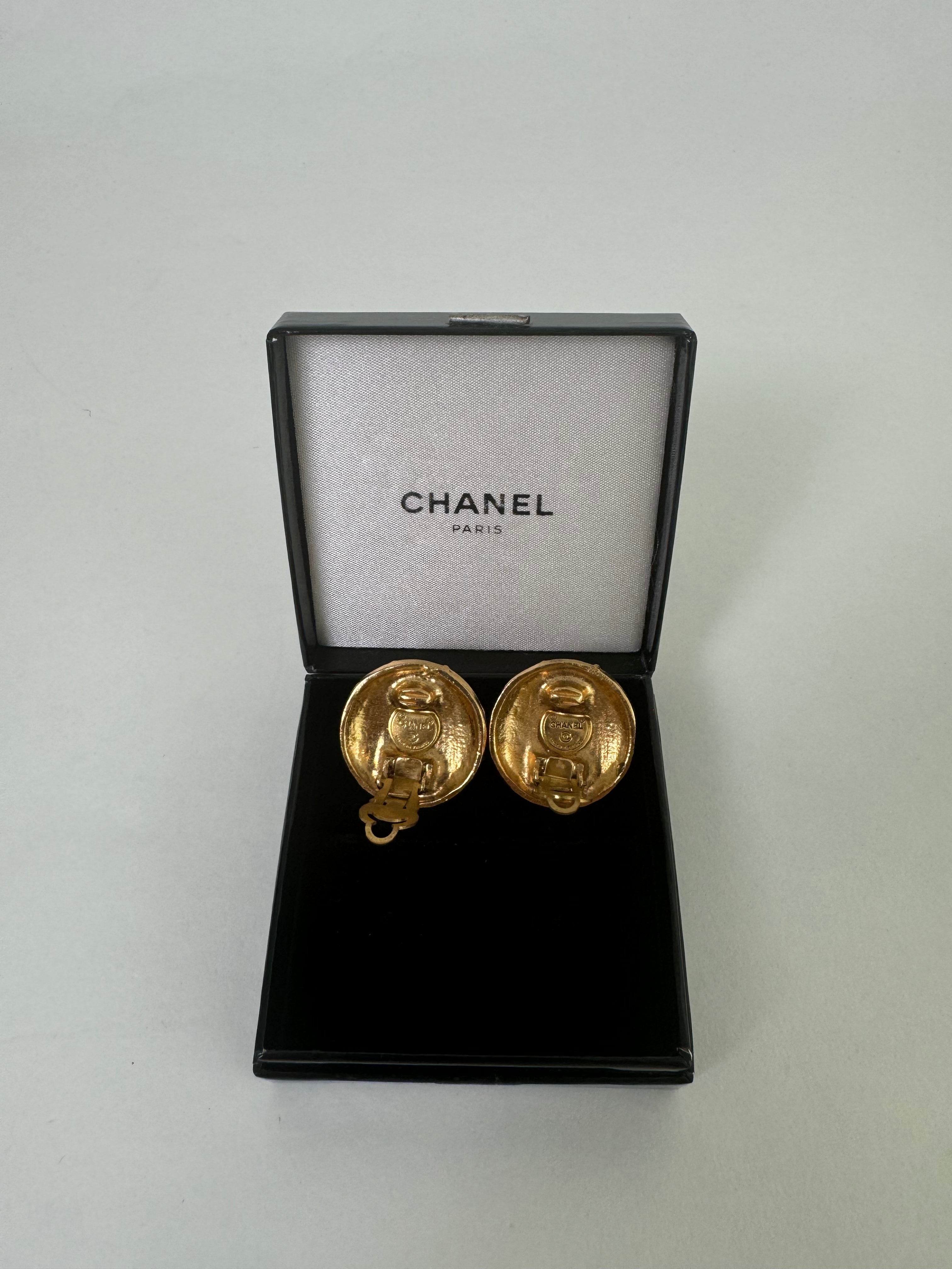 Chanel Vintage Gold CC Earrings