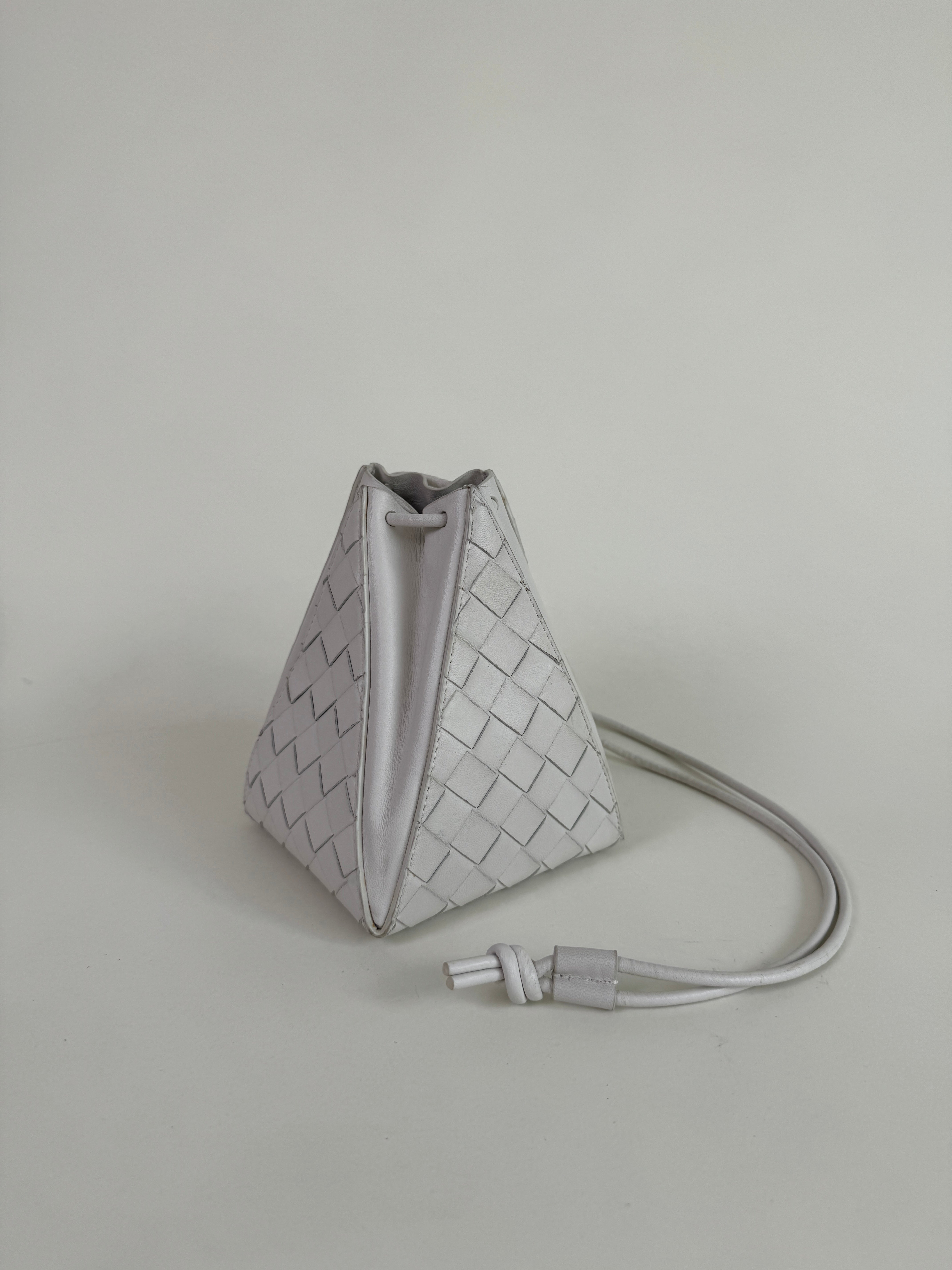 Bottega Veneta White Nappa Intrecciato Mini Knot Bucket Bag