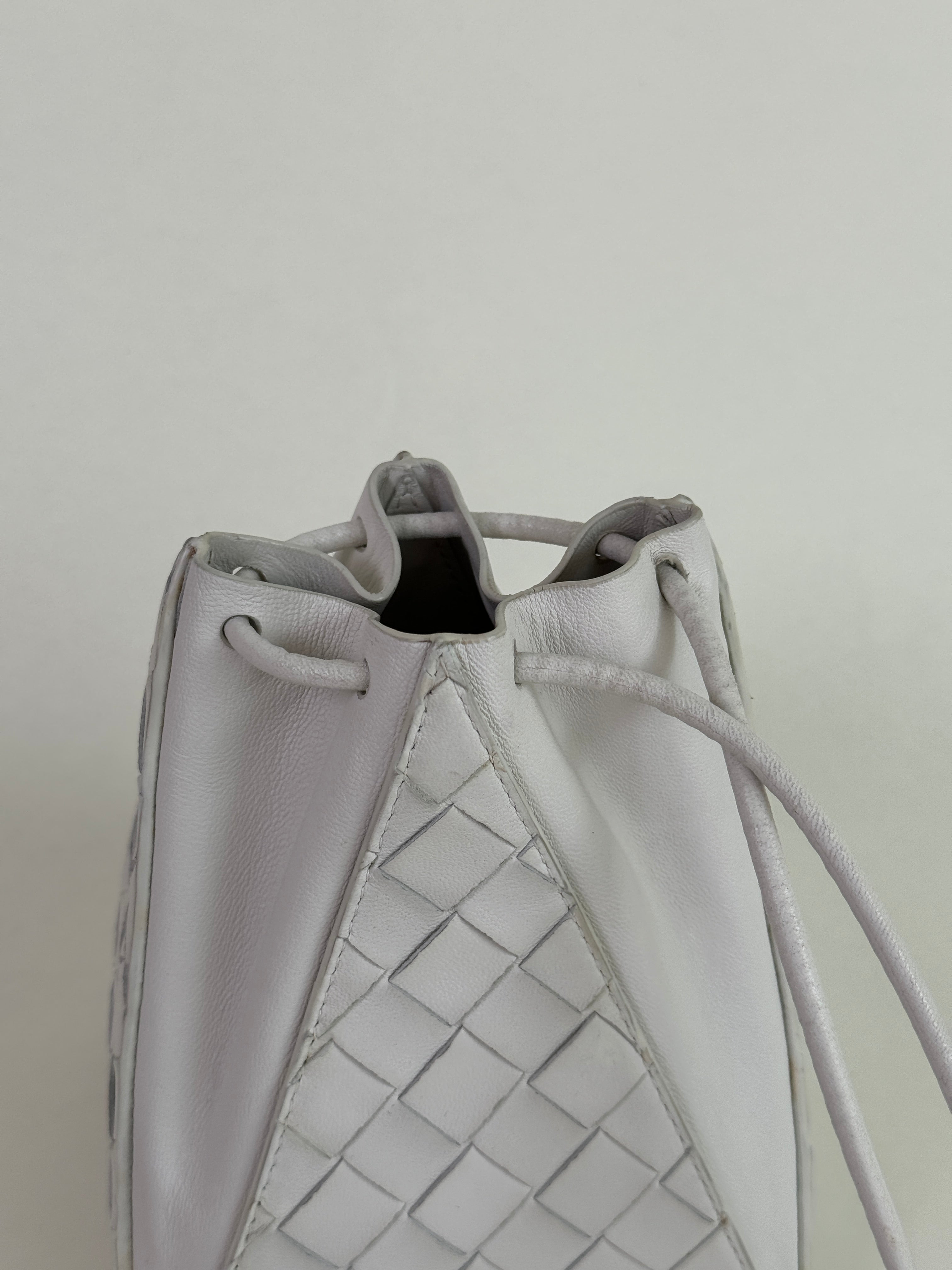 Bottega Veneta White Nappa Intrecciato Mini Knot Bucket Bag