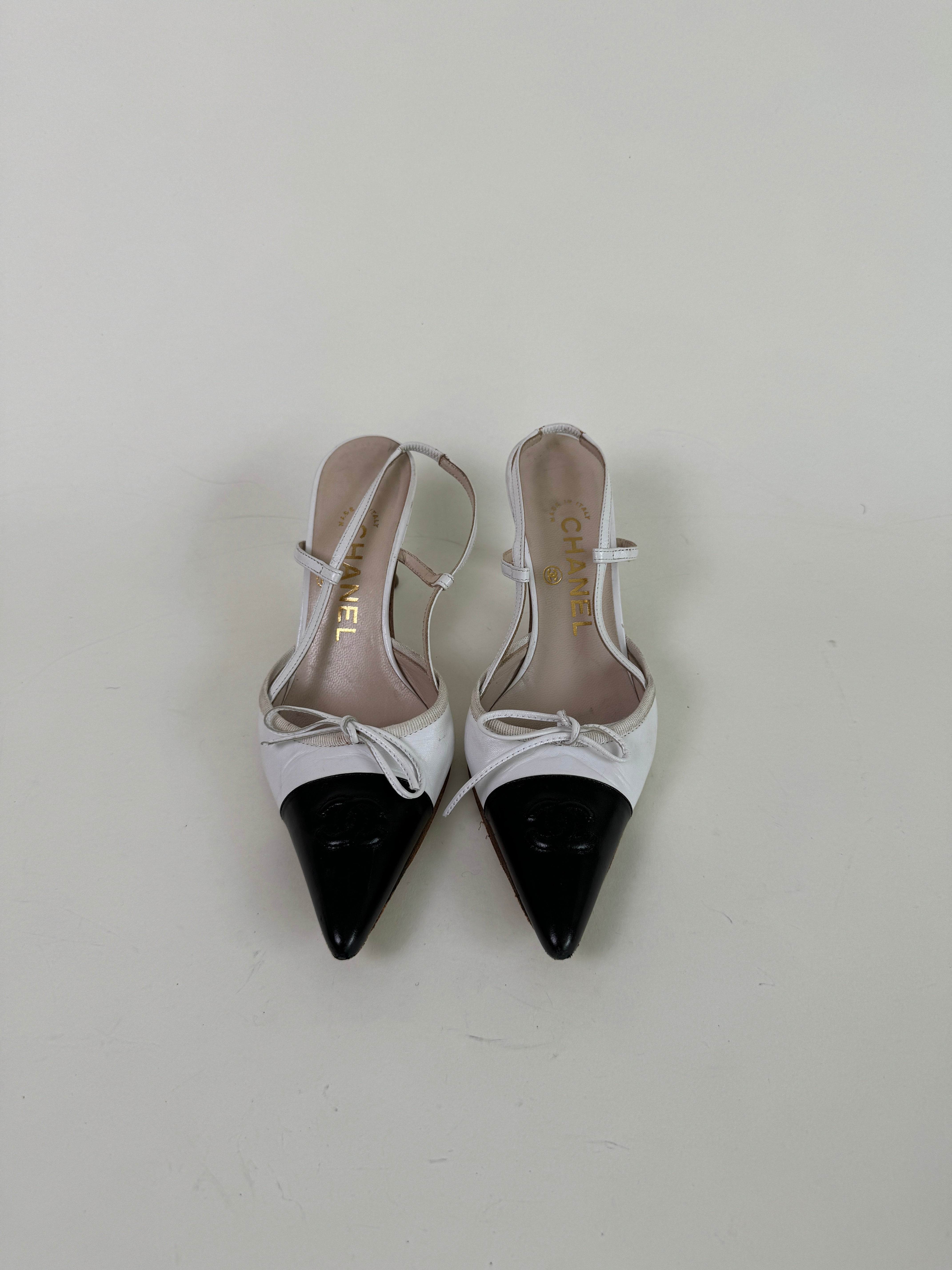 Vintage Chanel CC Slingbacks 35