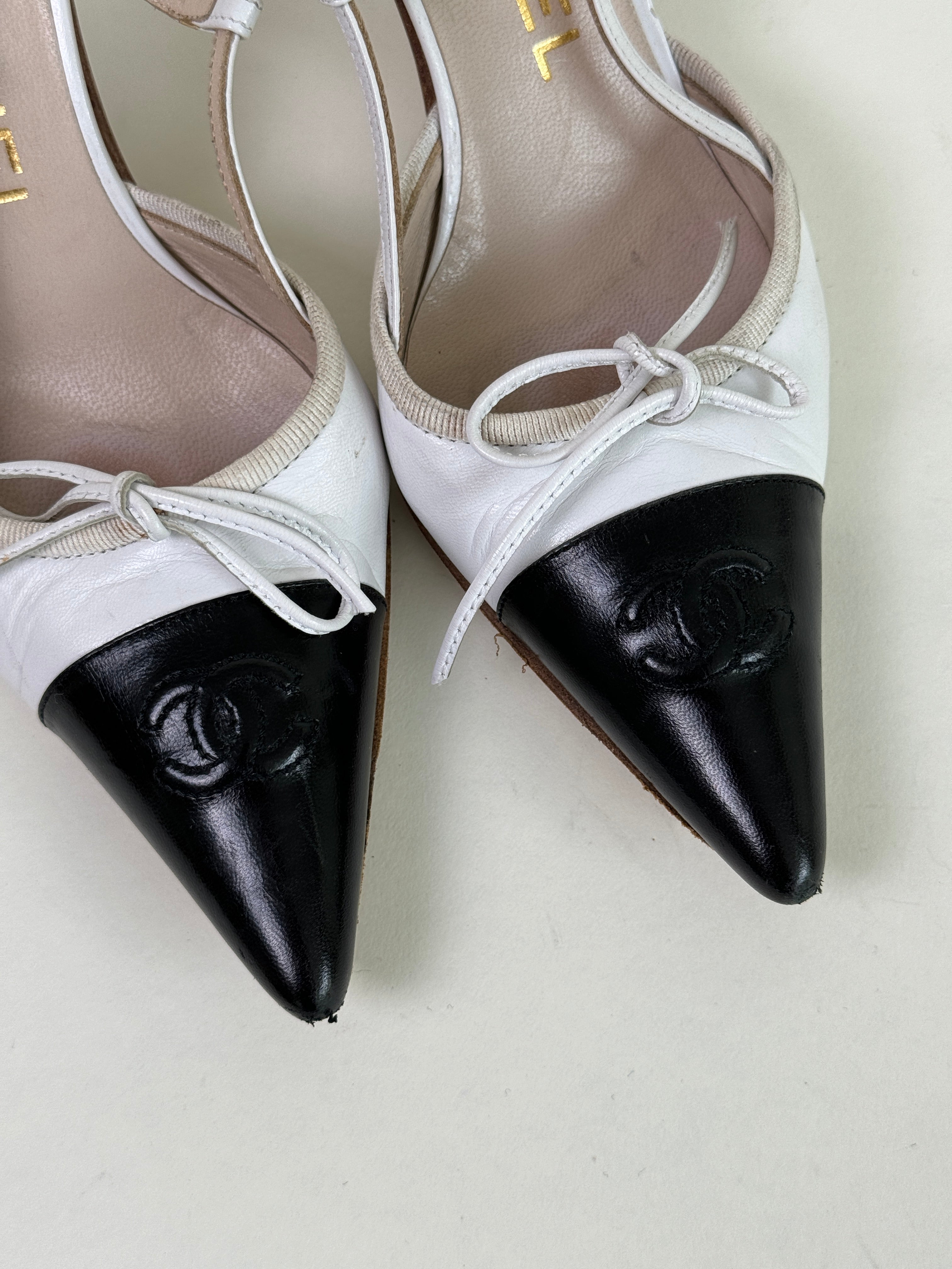 Vintage Chanel CC Slingbacks 35