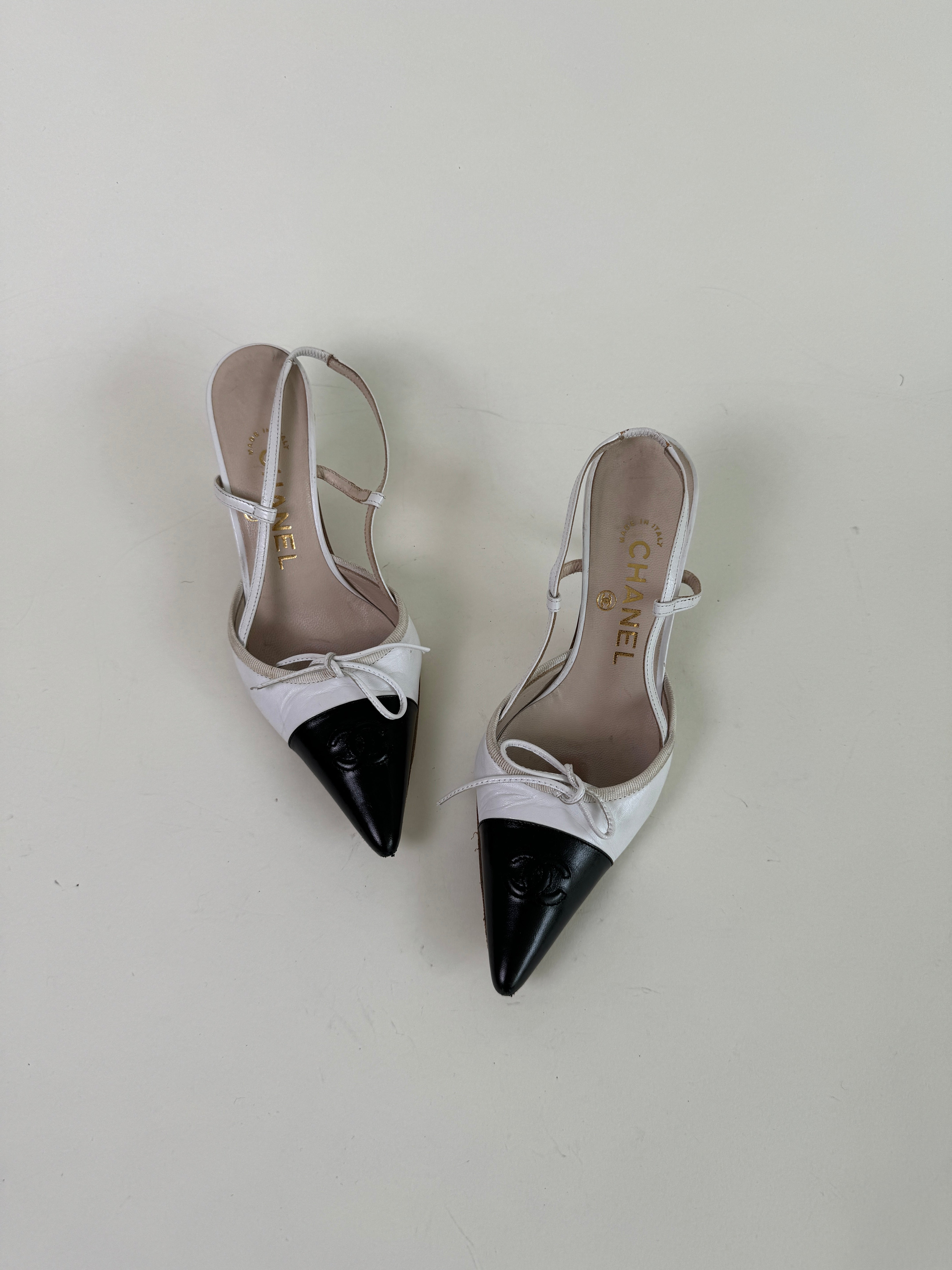 Vintage Chanel CC Slingbacks 35