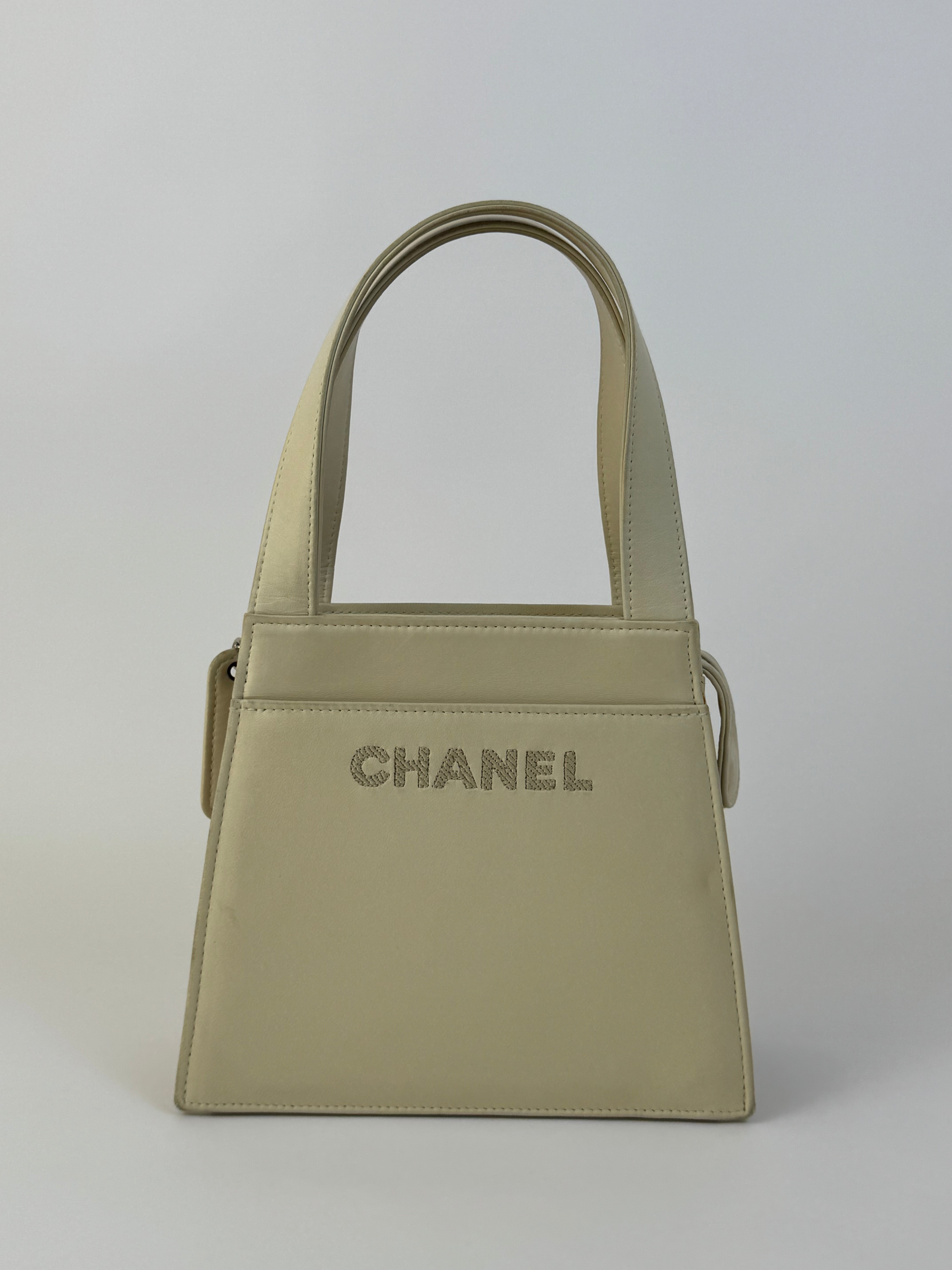 Chanel Vintage Lambskin Handbag
