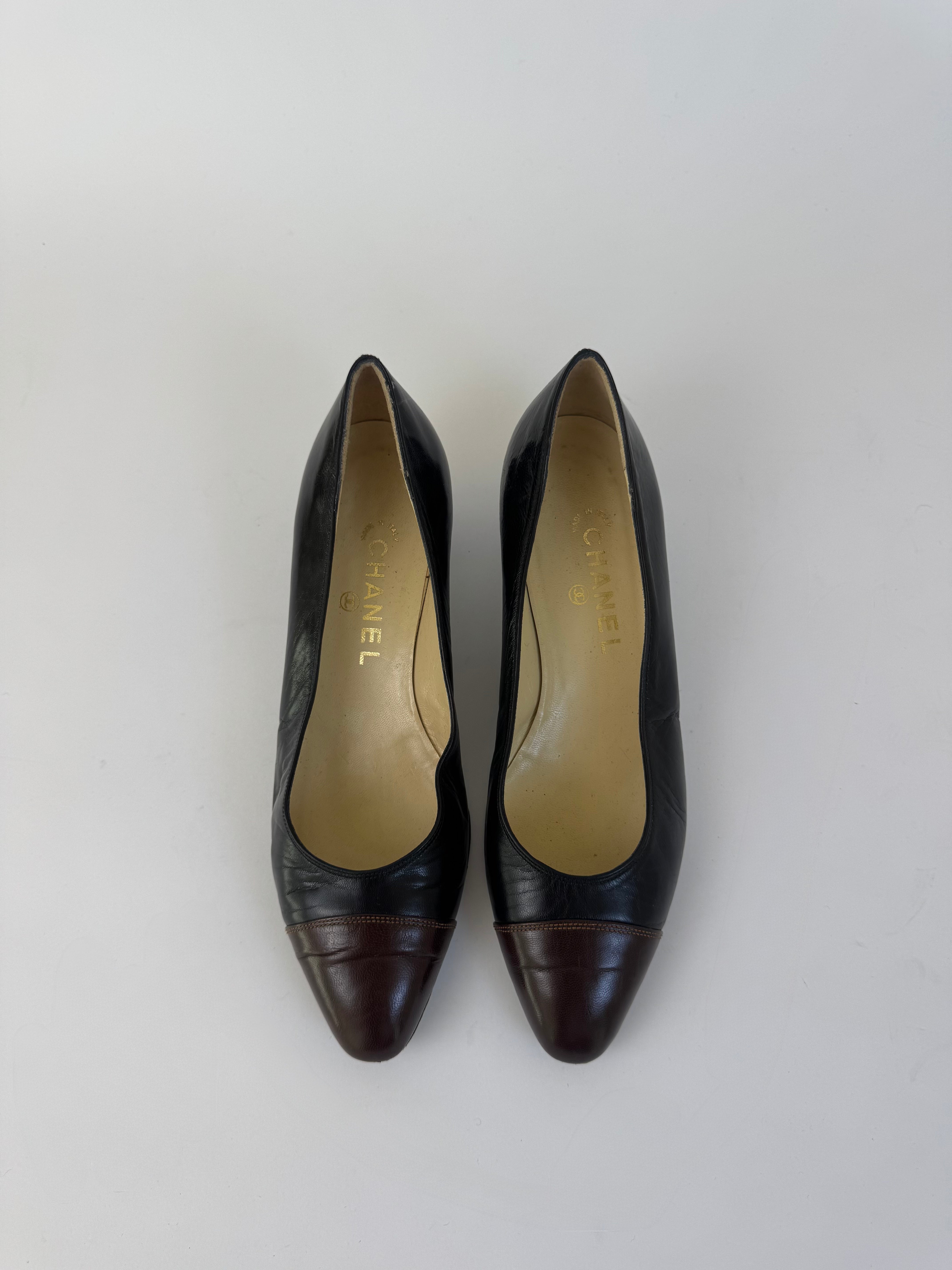 Chanel Two-Tone Pumps 39