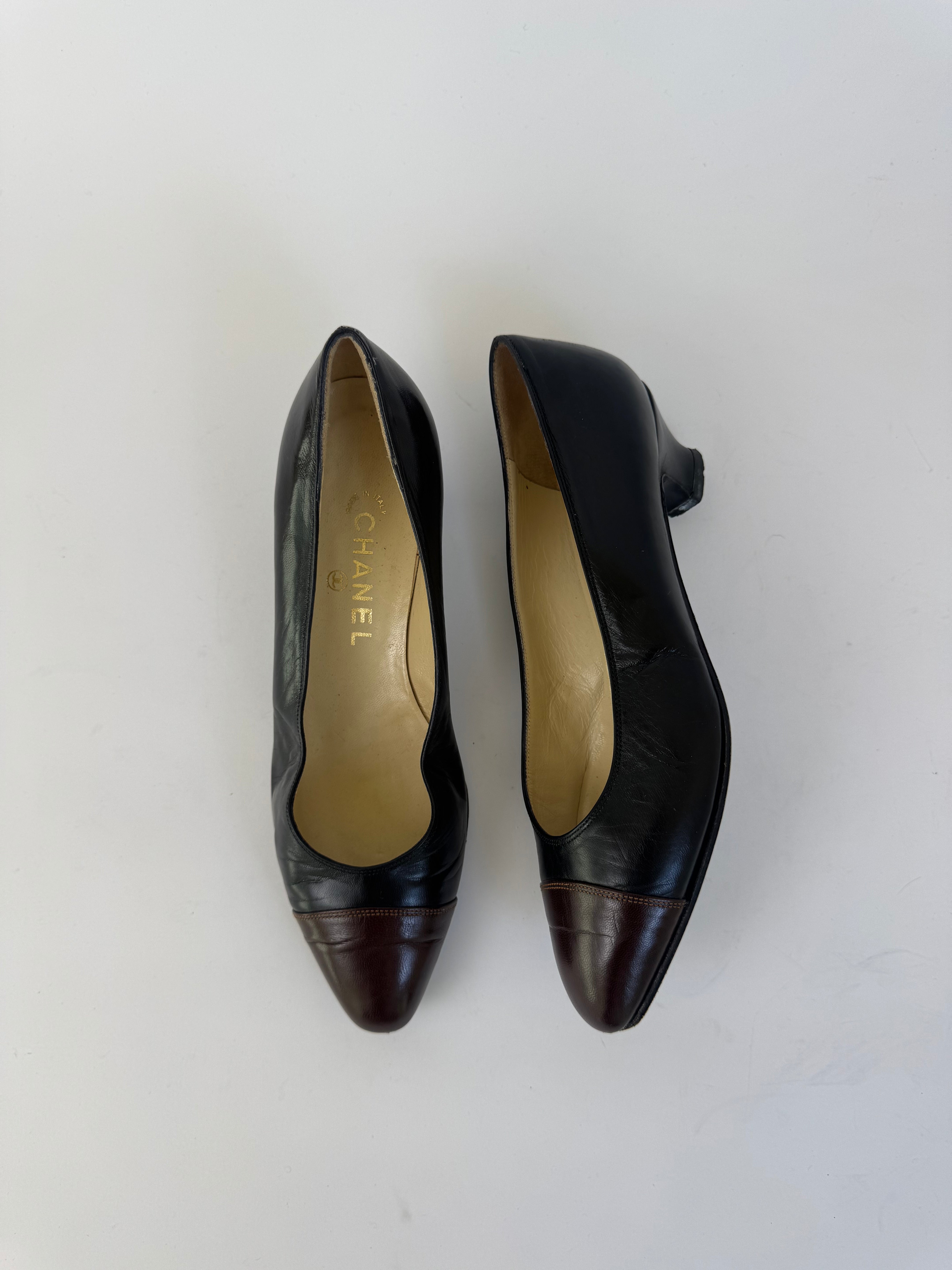 Chanel Two-Tone Pumps 39