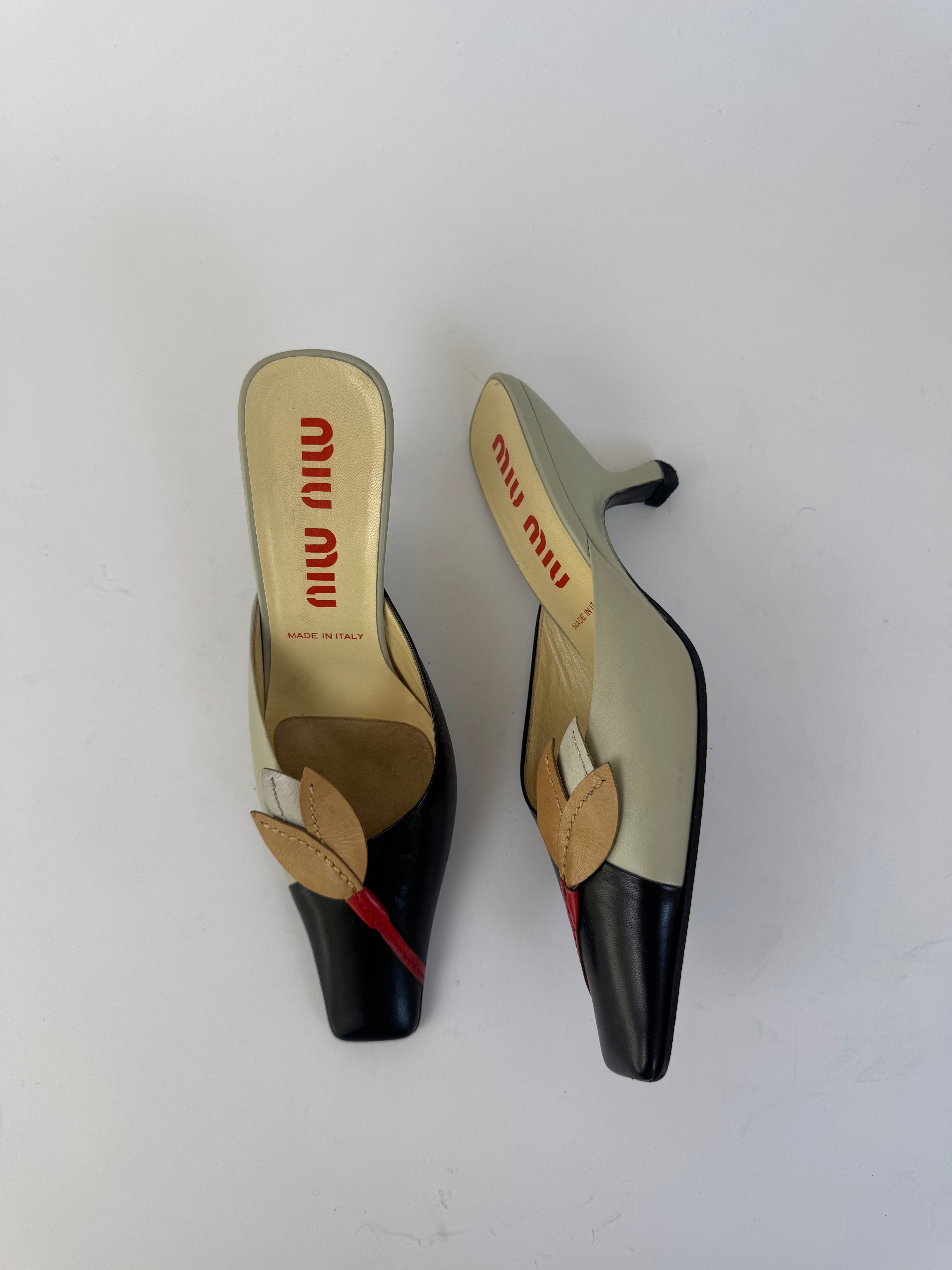 Miu Miu Leather Vintage Mules 36