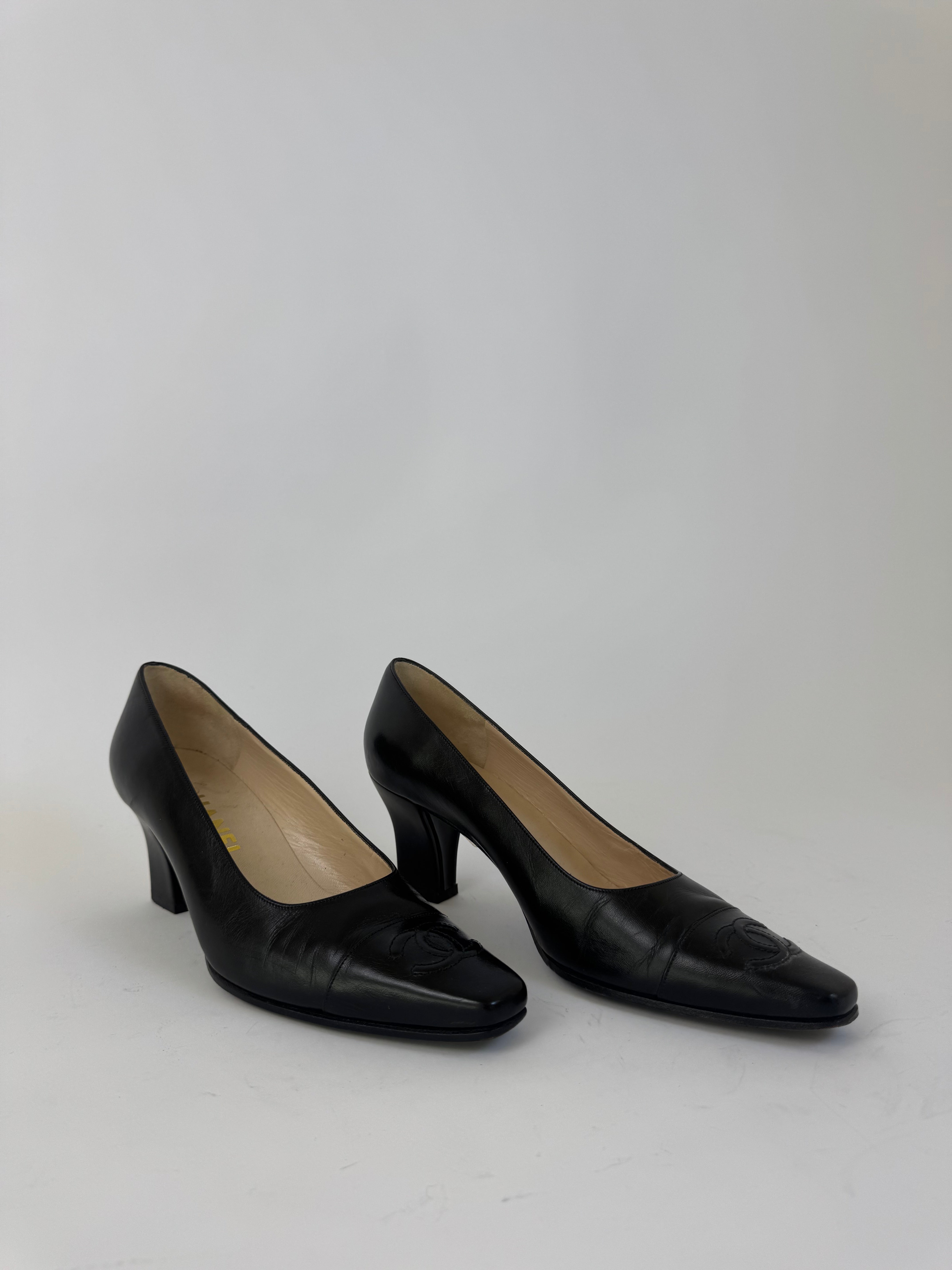 Chanel Black Leather CC Pumps 38