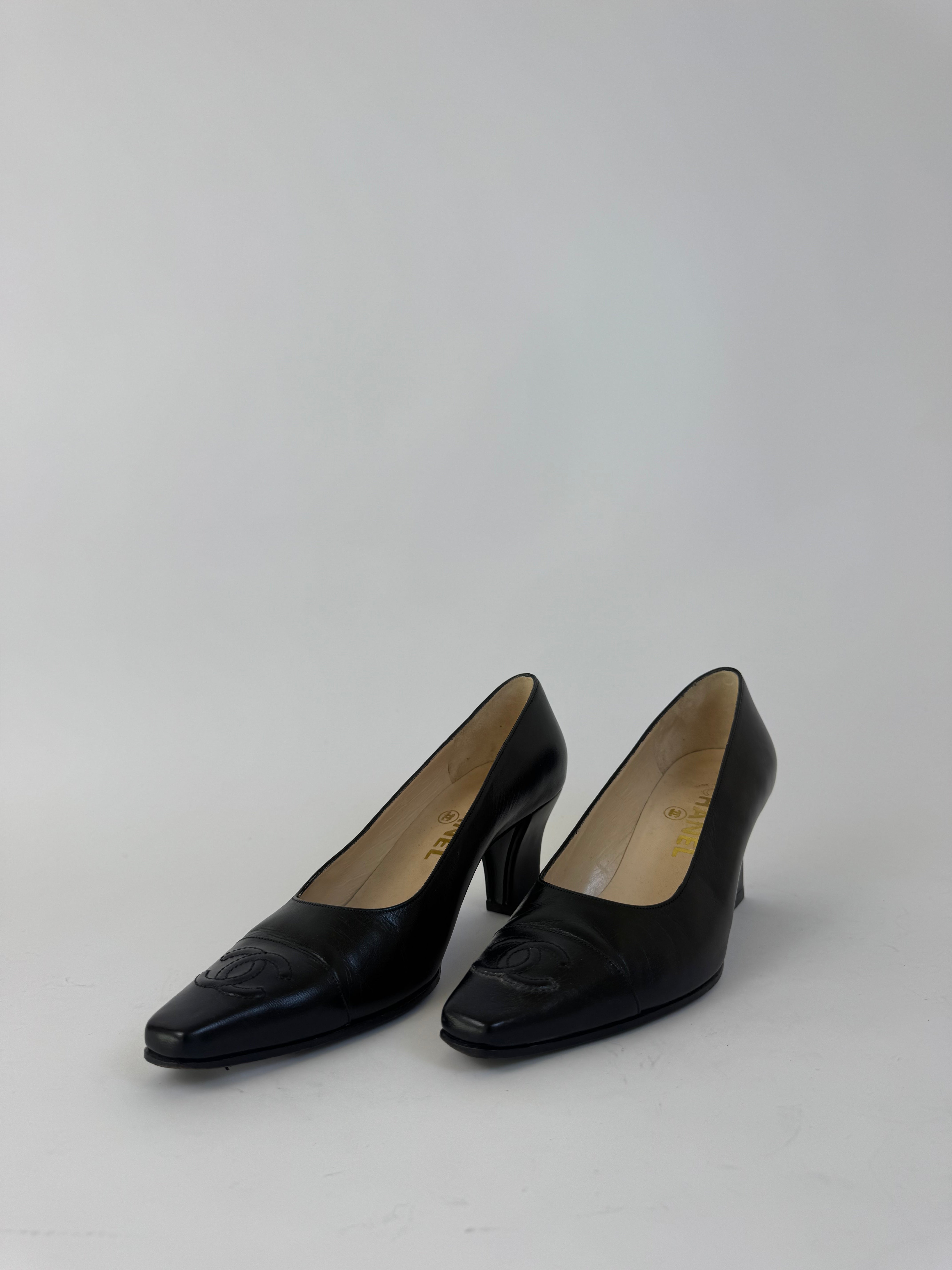 Chanel Black Leather CC Pumps 38