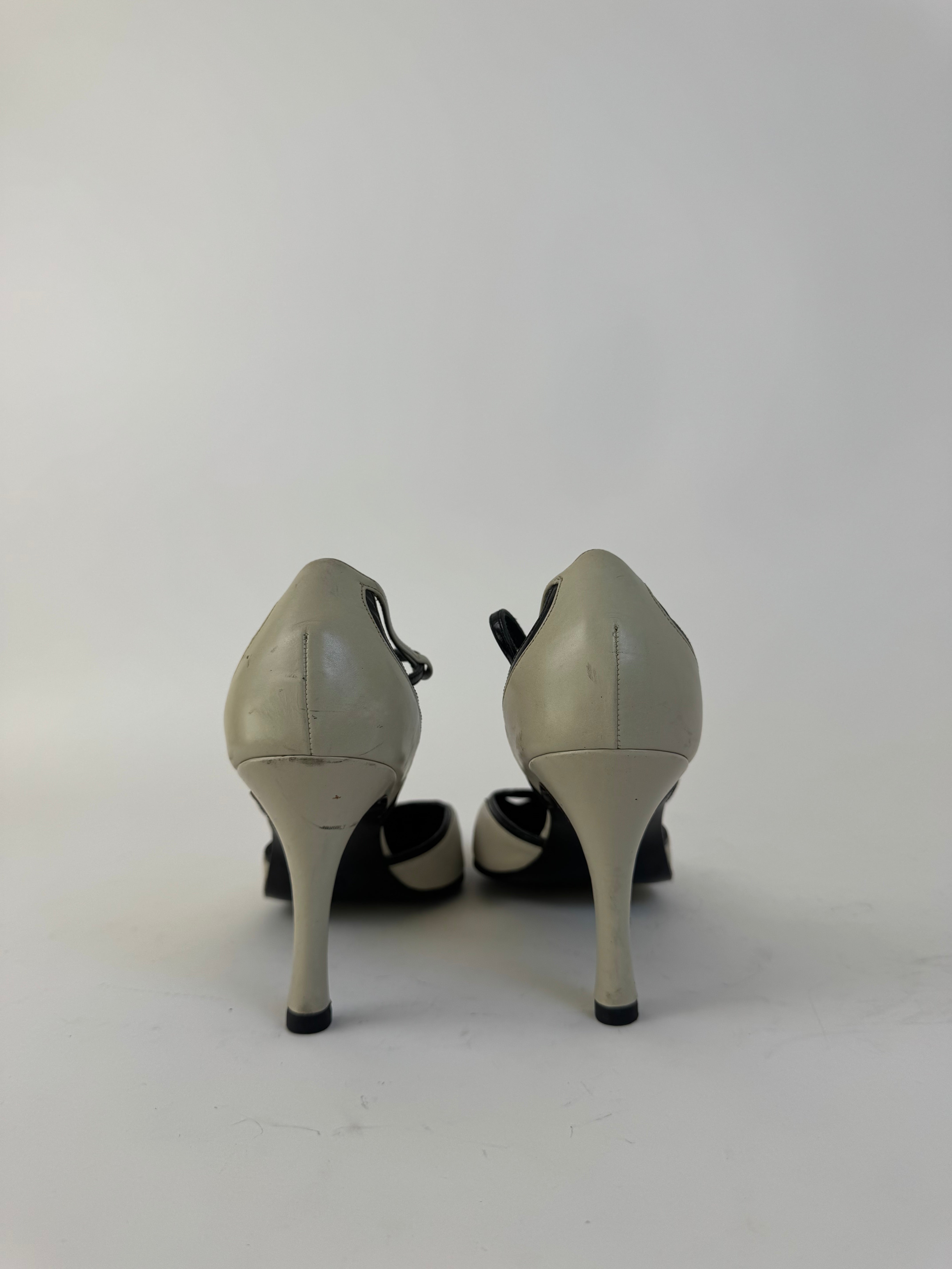 Gucci Cream and Black Strap Heels 9