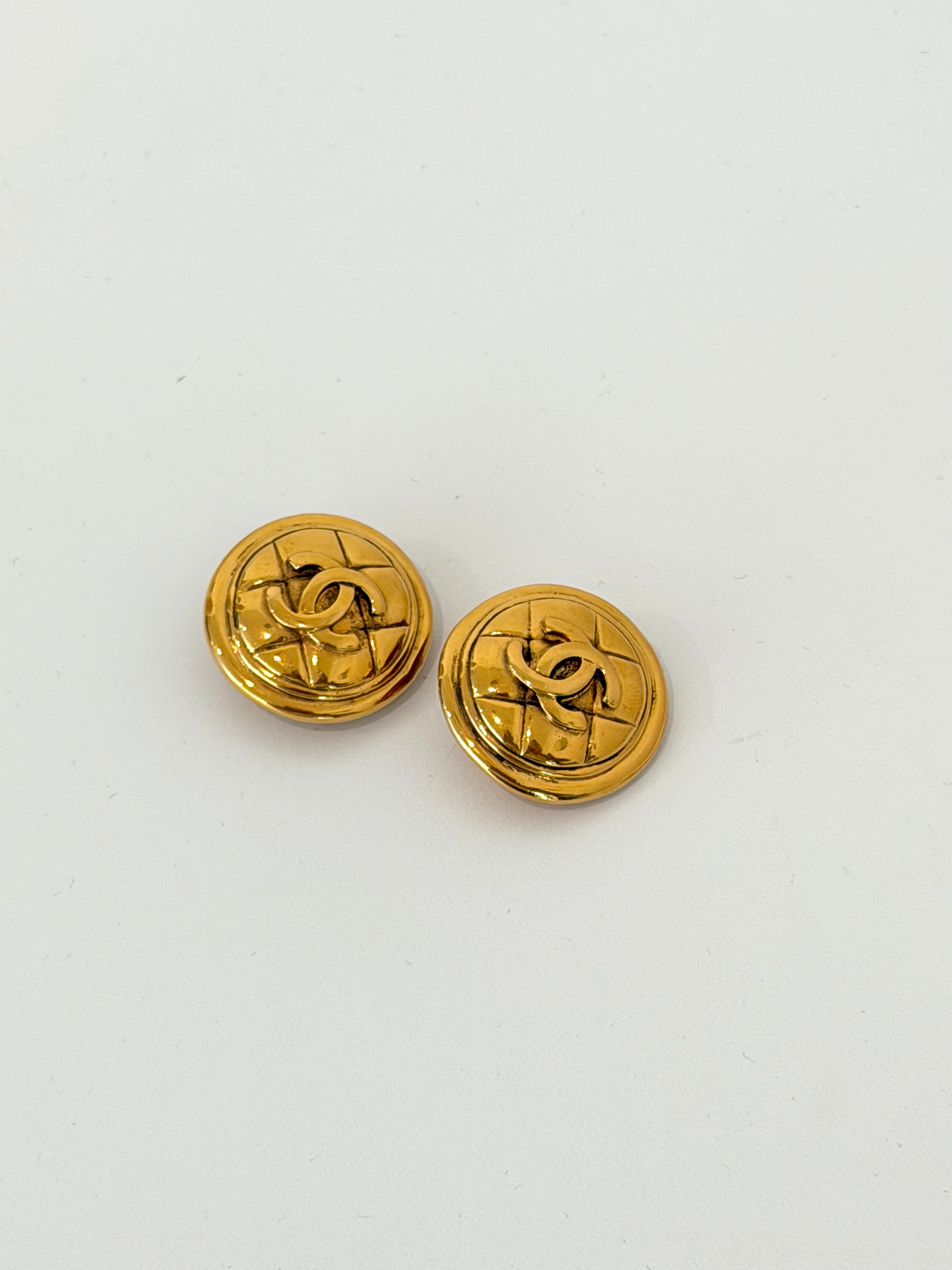 Chanel Vintage CC Clip On Earrings