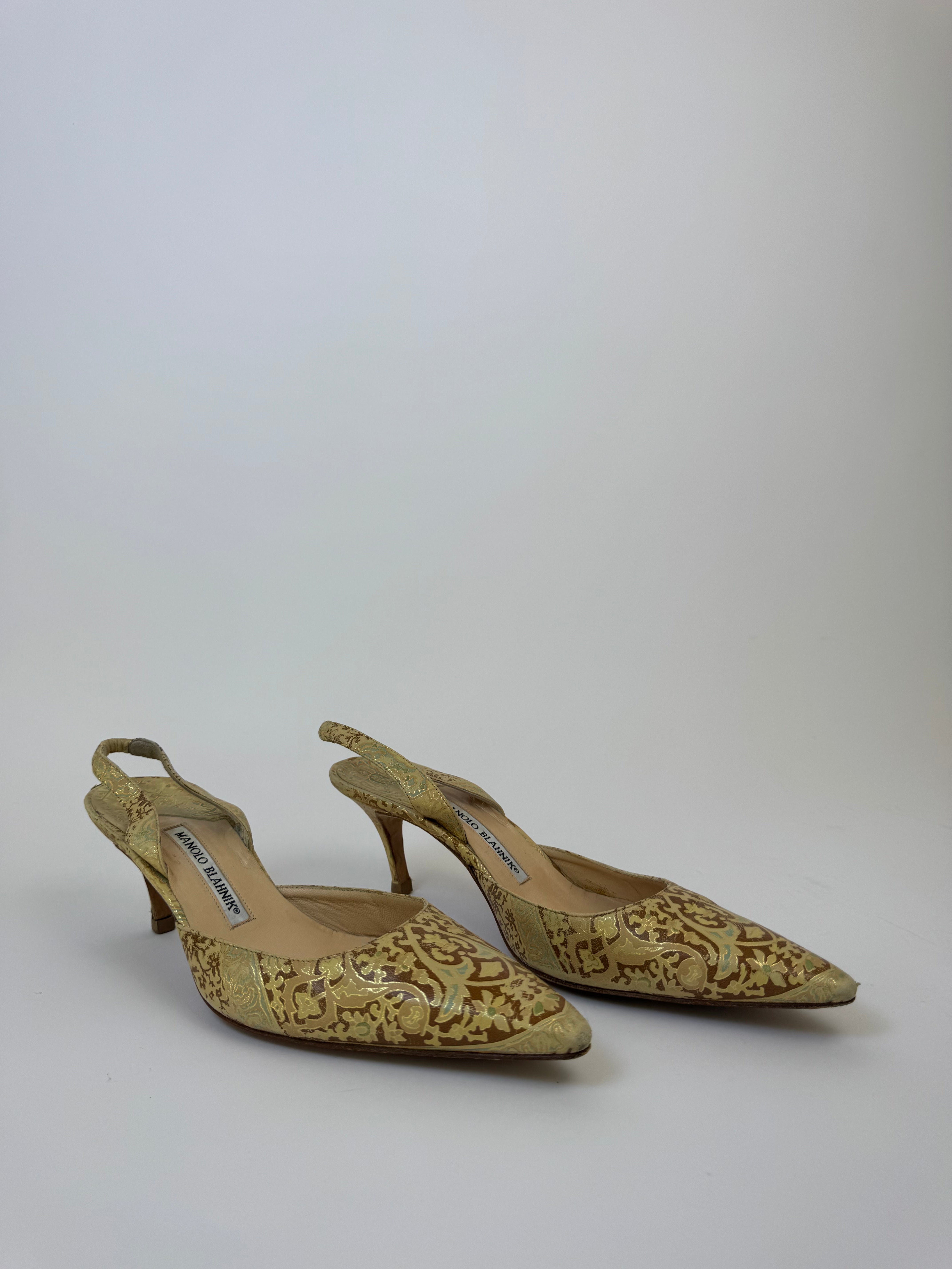 Manolo Blahnik Jacquard Slingbacks 39