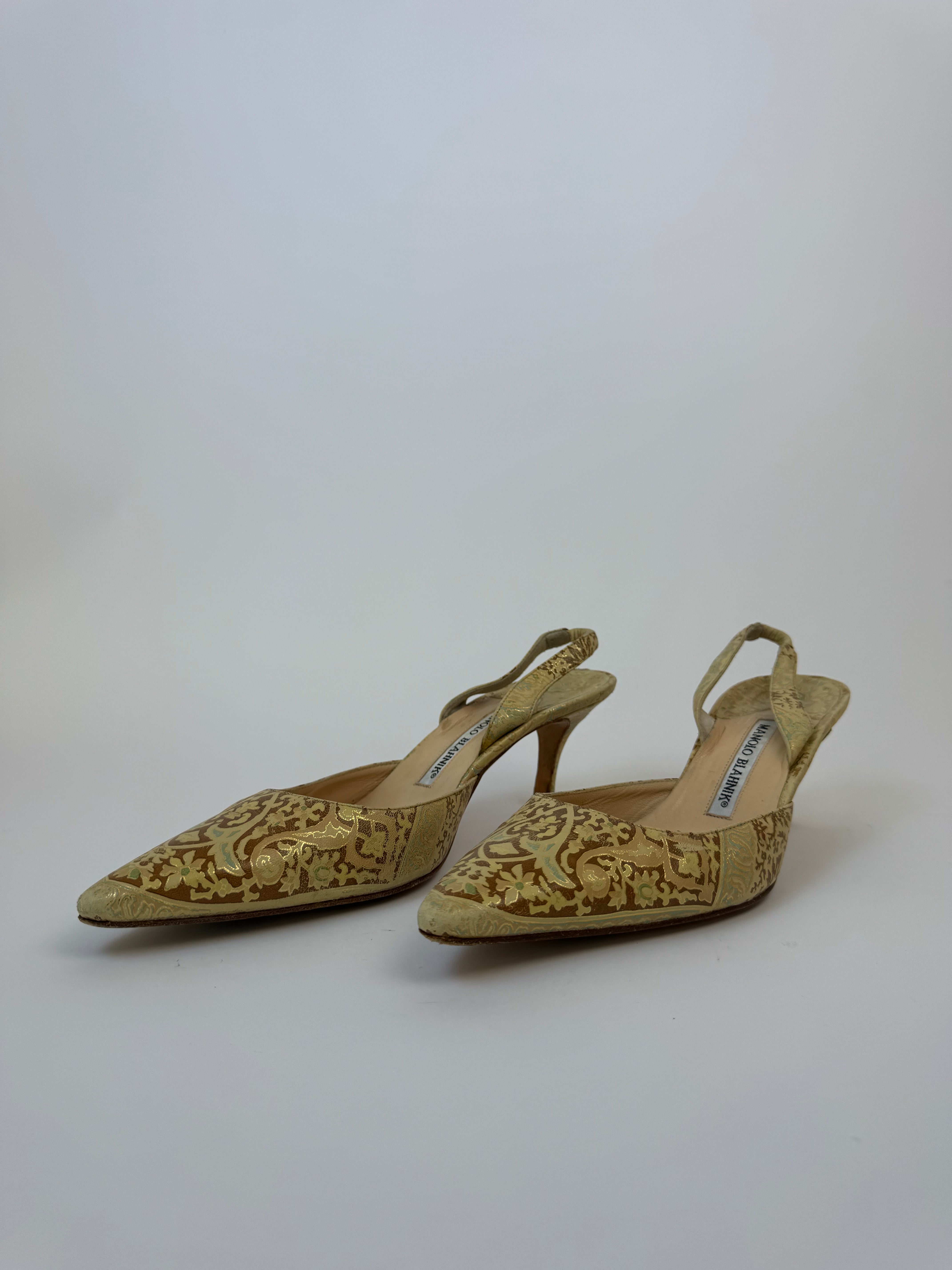 Manolo Blahnik Jacquard Slingbacks 39