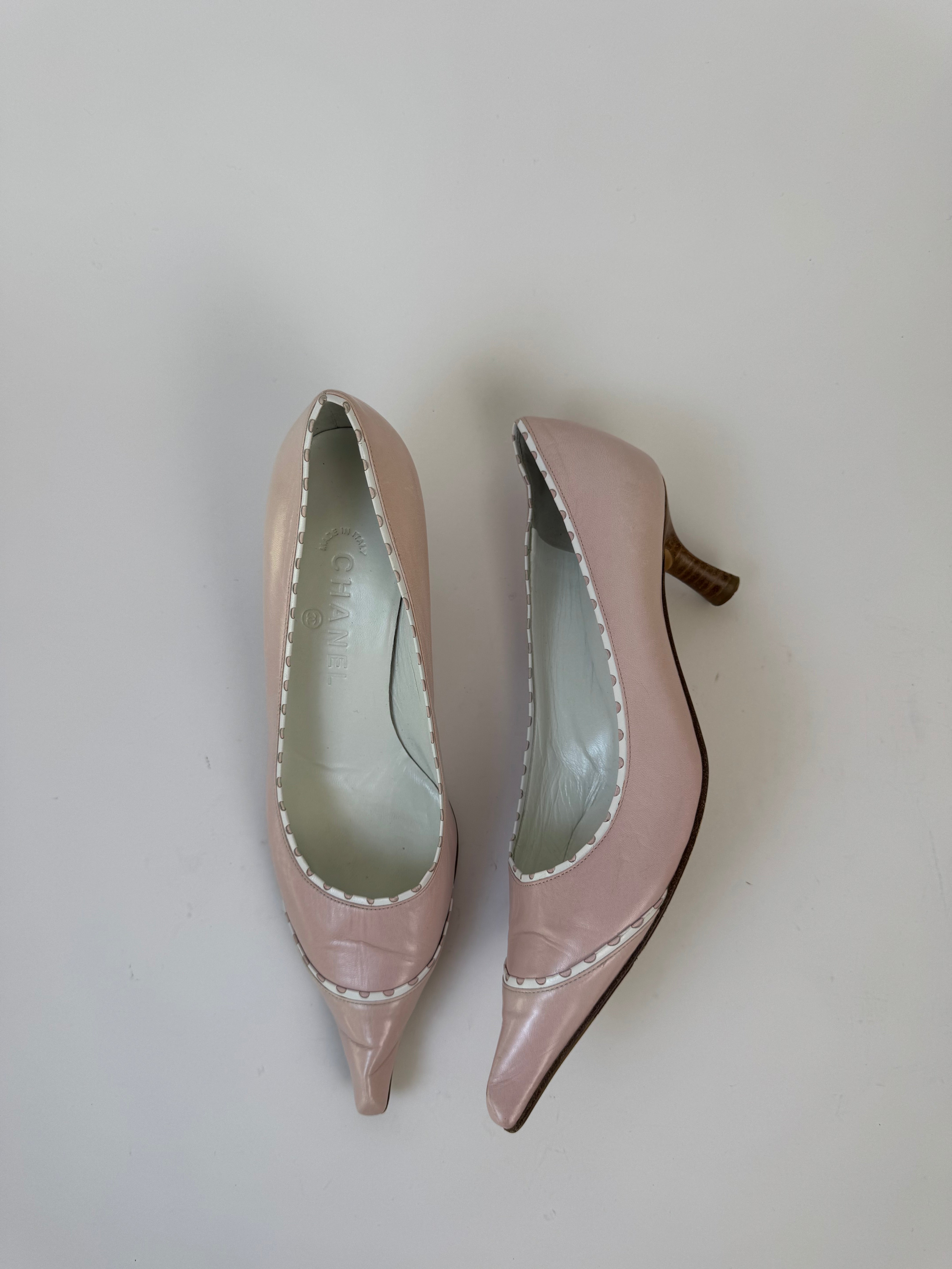 Chanel Pink Leather Pumps 38