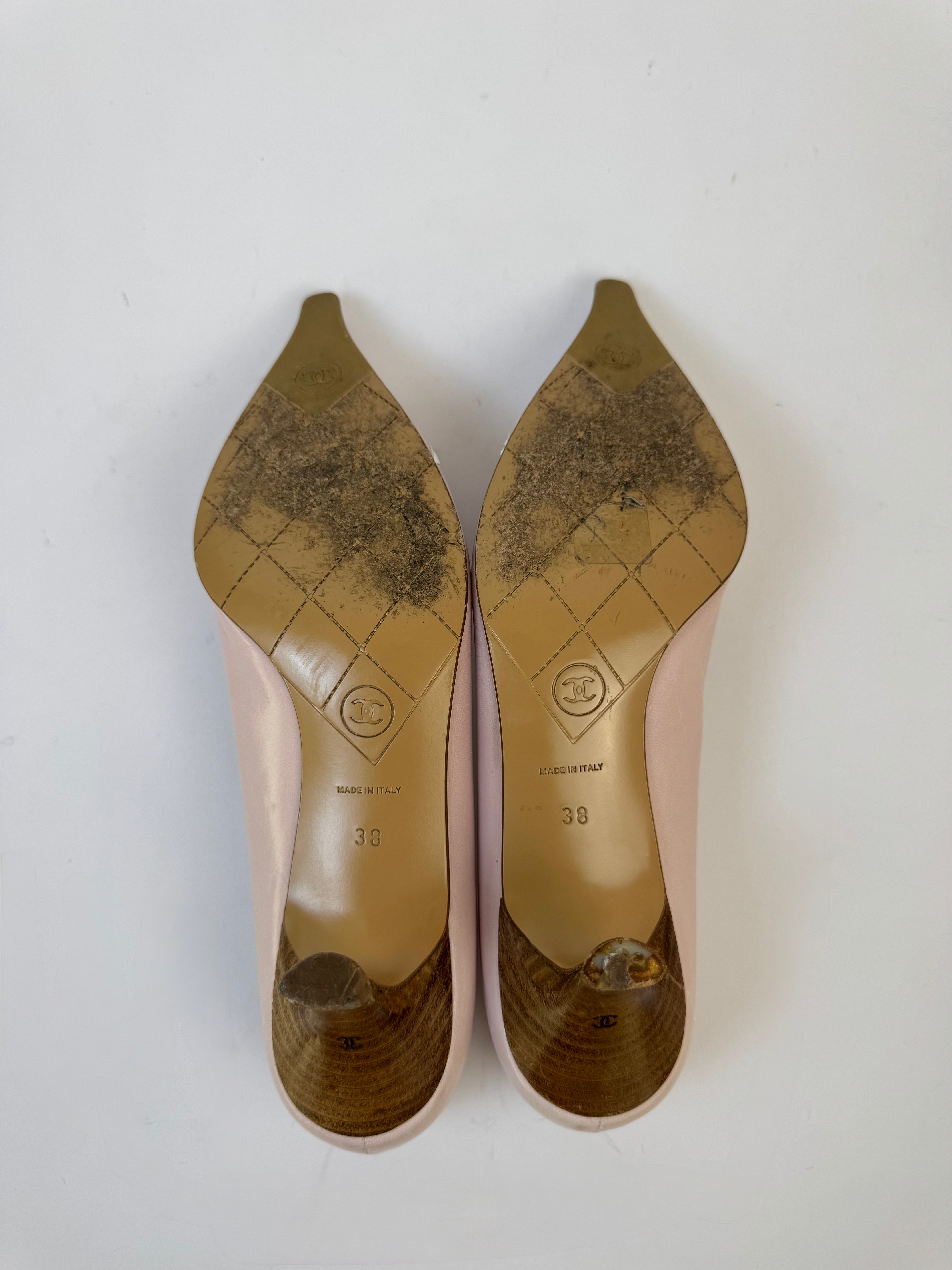 Chanel Pink Leather Pumps 38