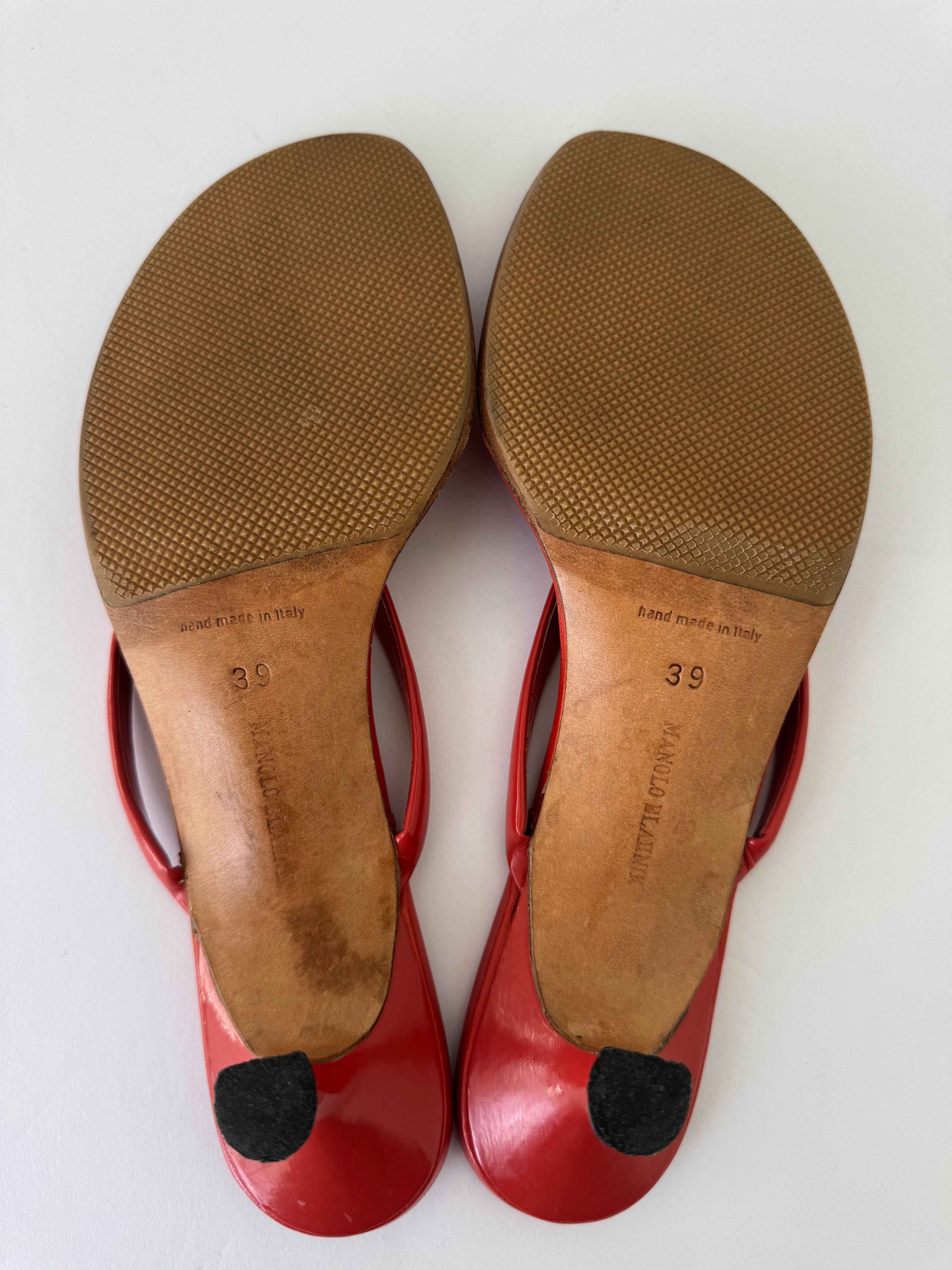 Manolo Blahnik Thong Sandals 39