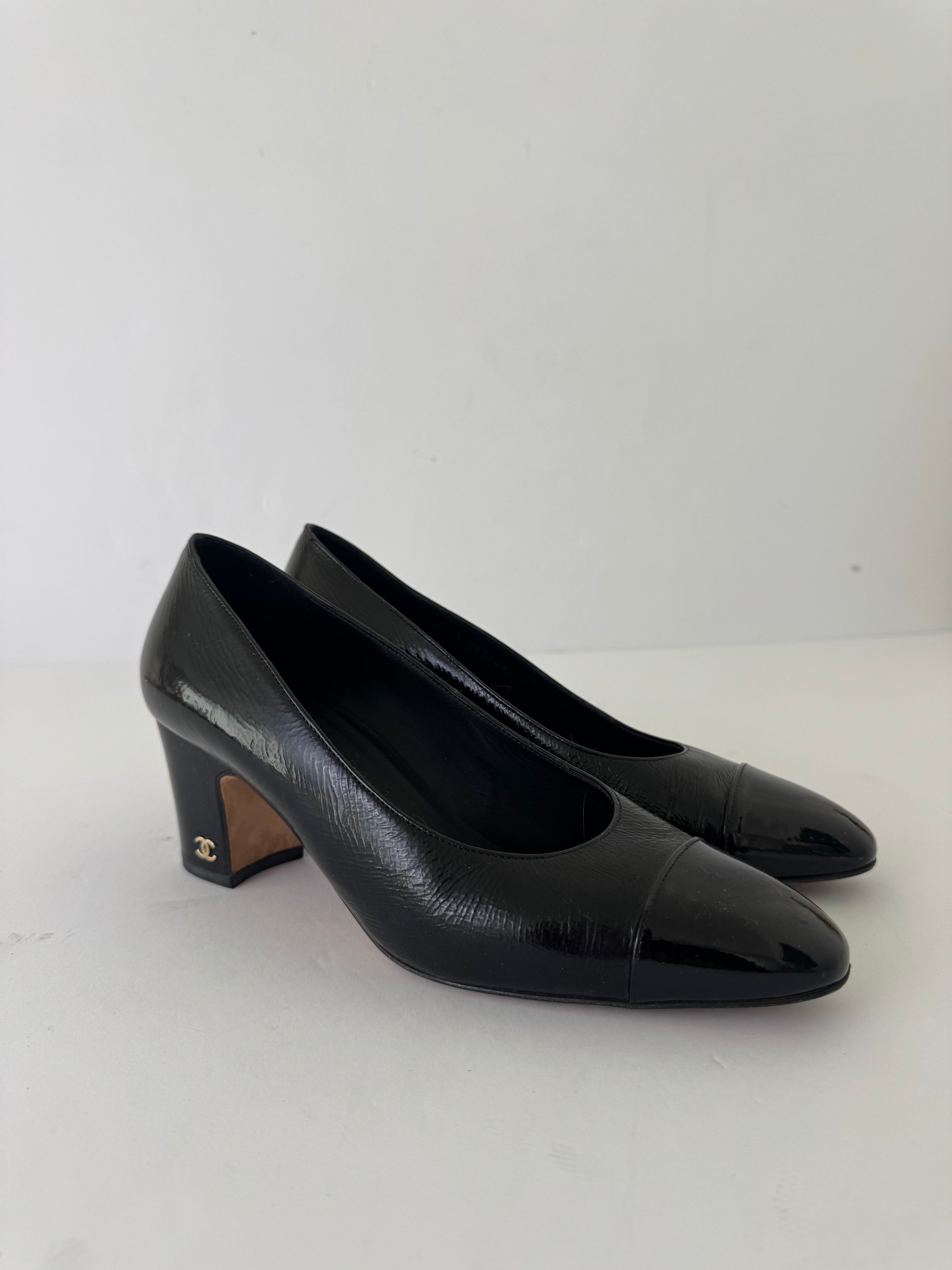 Chanel Vintage Pumps 38.5