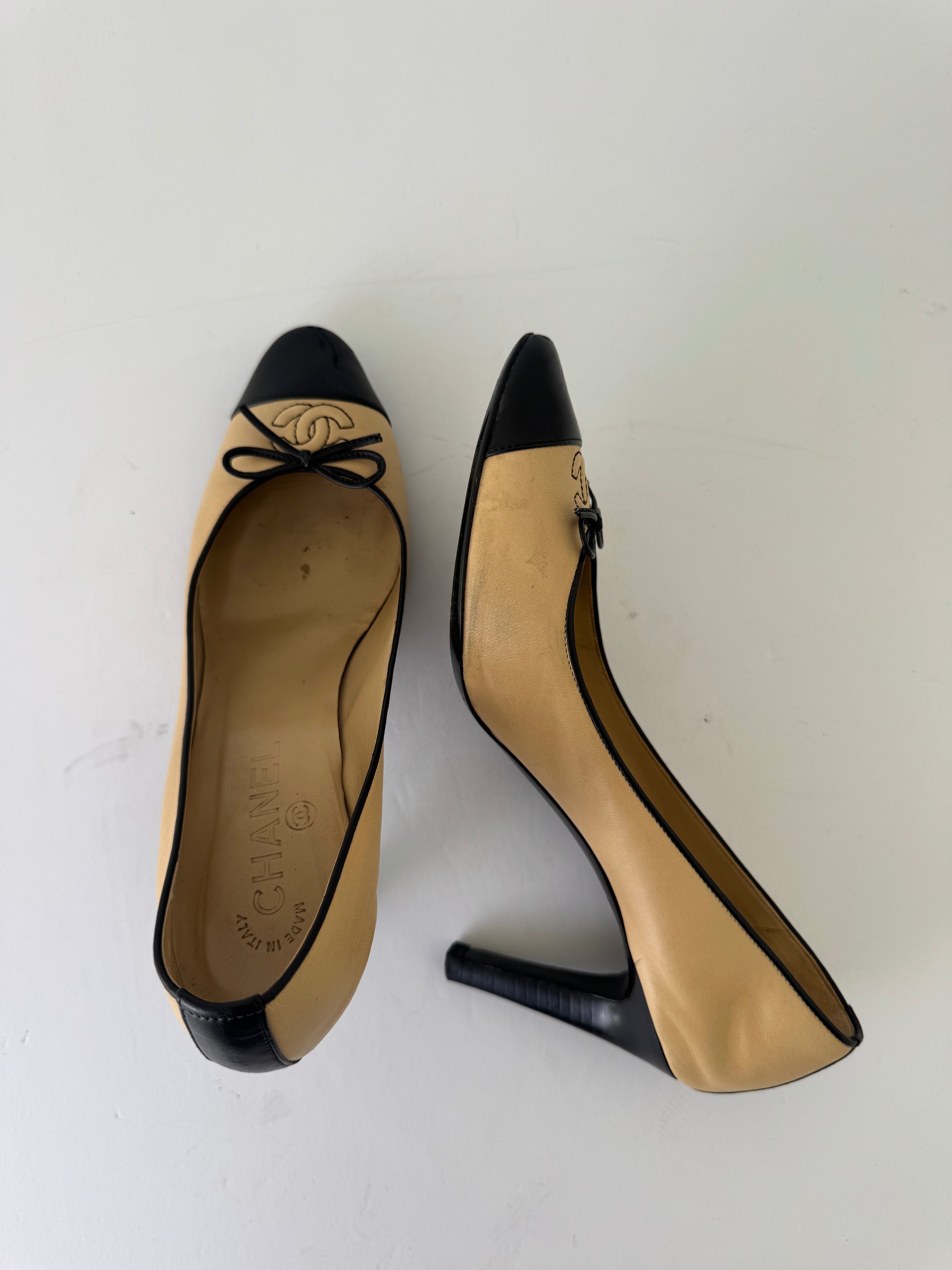 Chanel Vintage Pumps 37.5