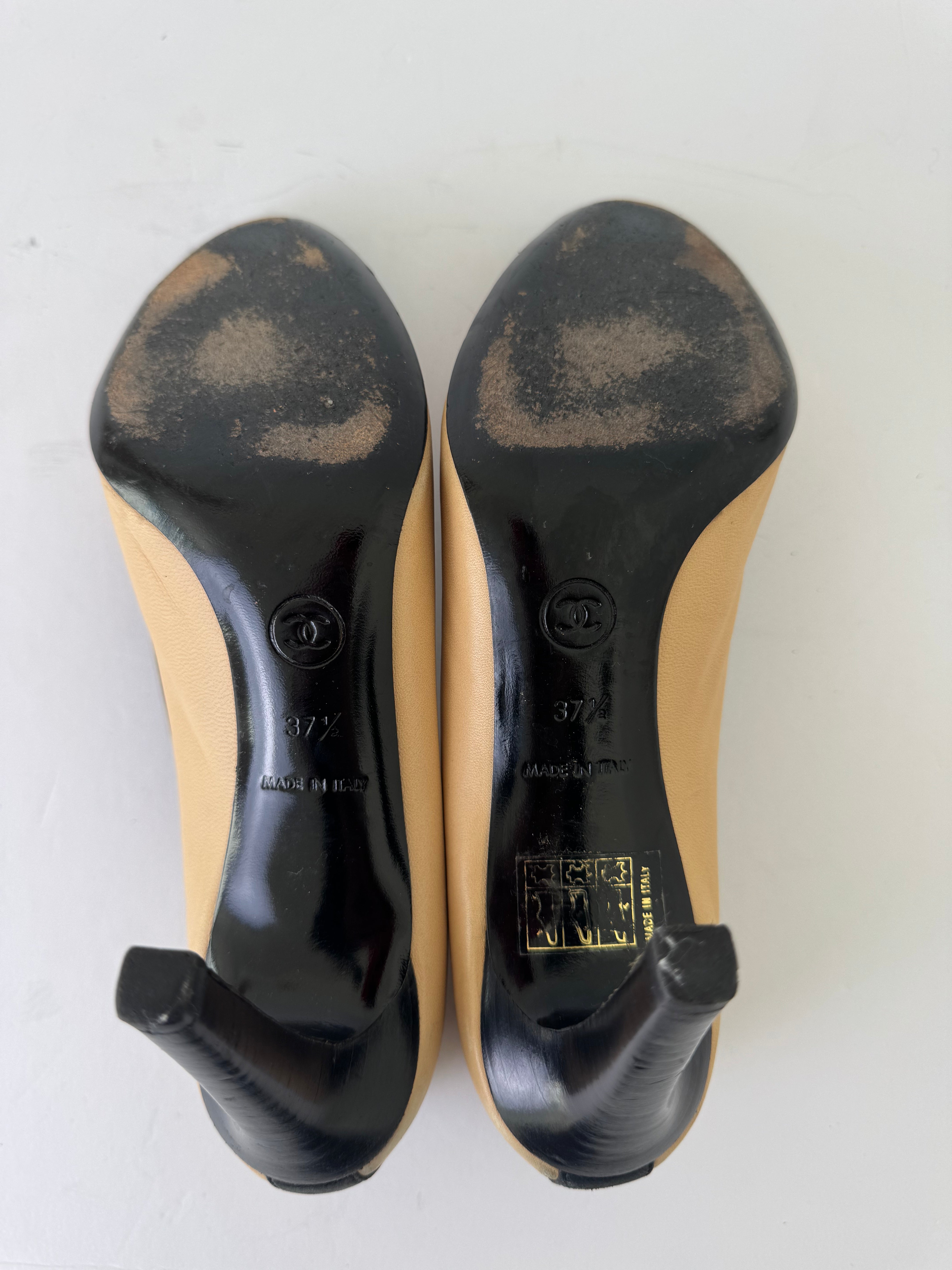 Chanel Vintage Pumps 37.5
