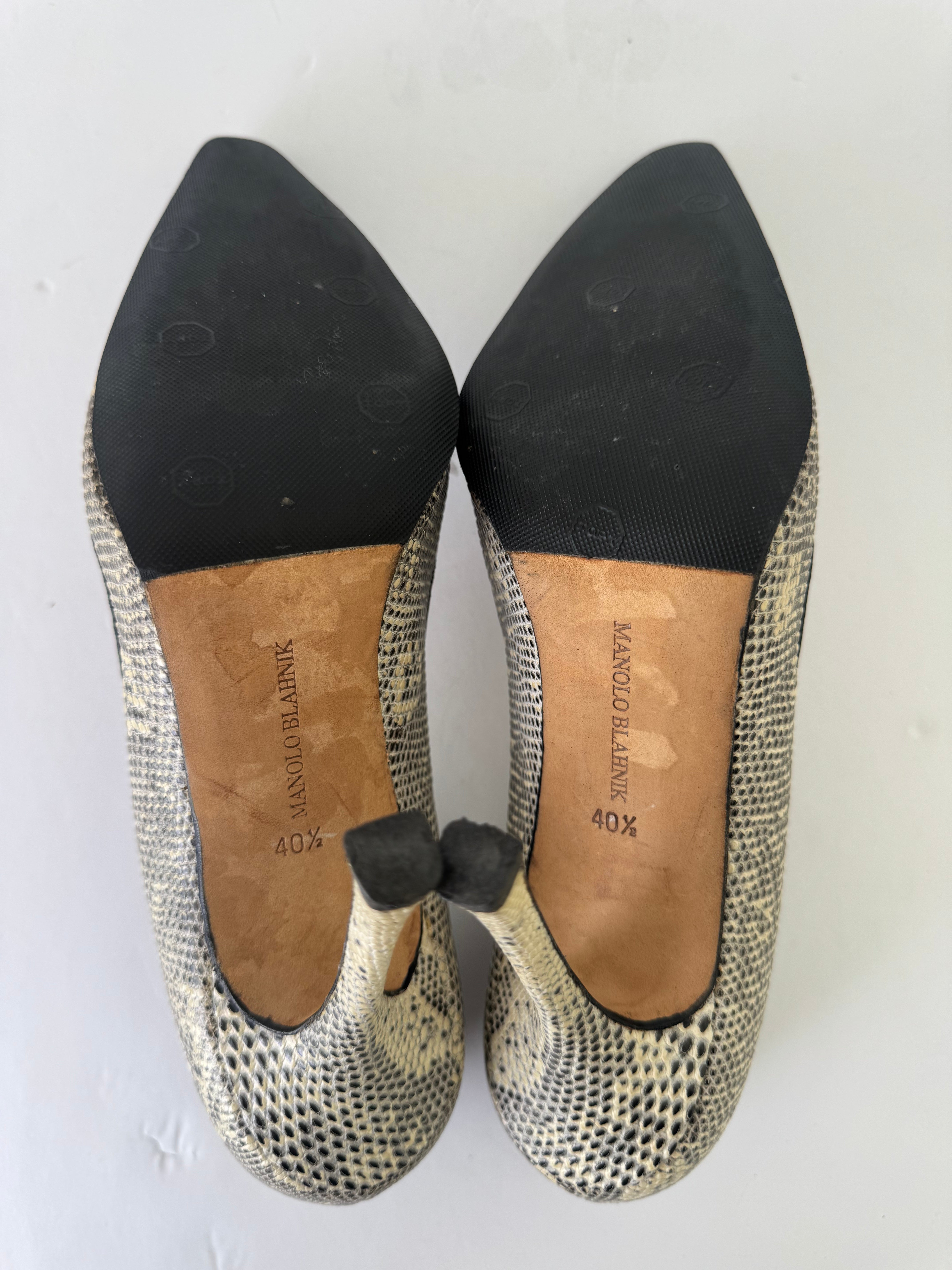 Manolo Blahnik Lizard Embossed Heels 40.5