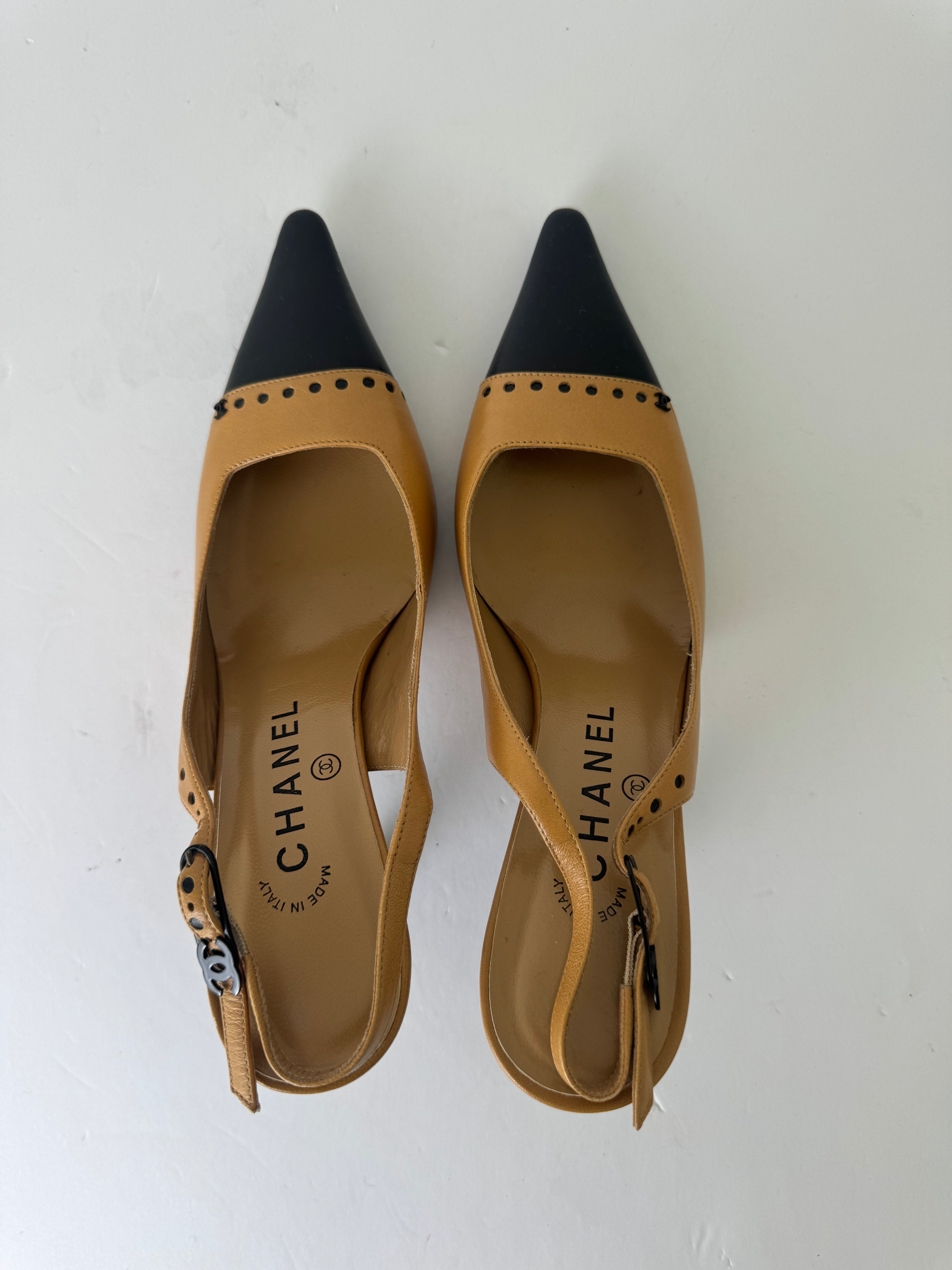 Chanel Vintage CC Slingbacks 37