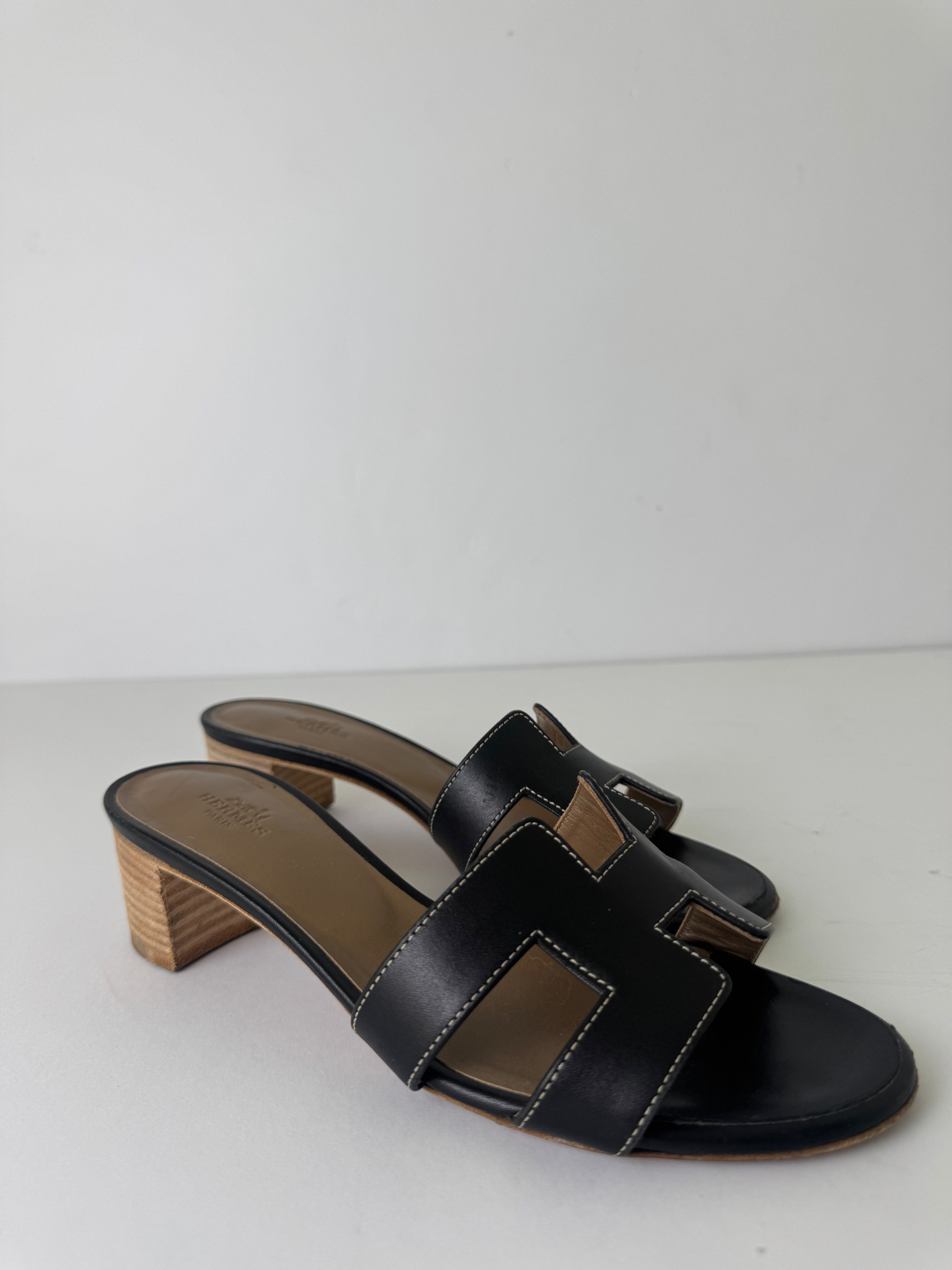 Hermes Oran Black Leather Wedges 36.5
