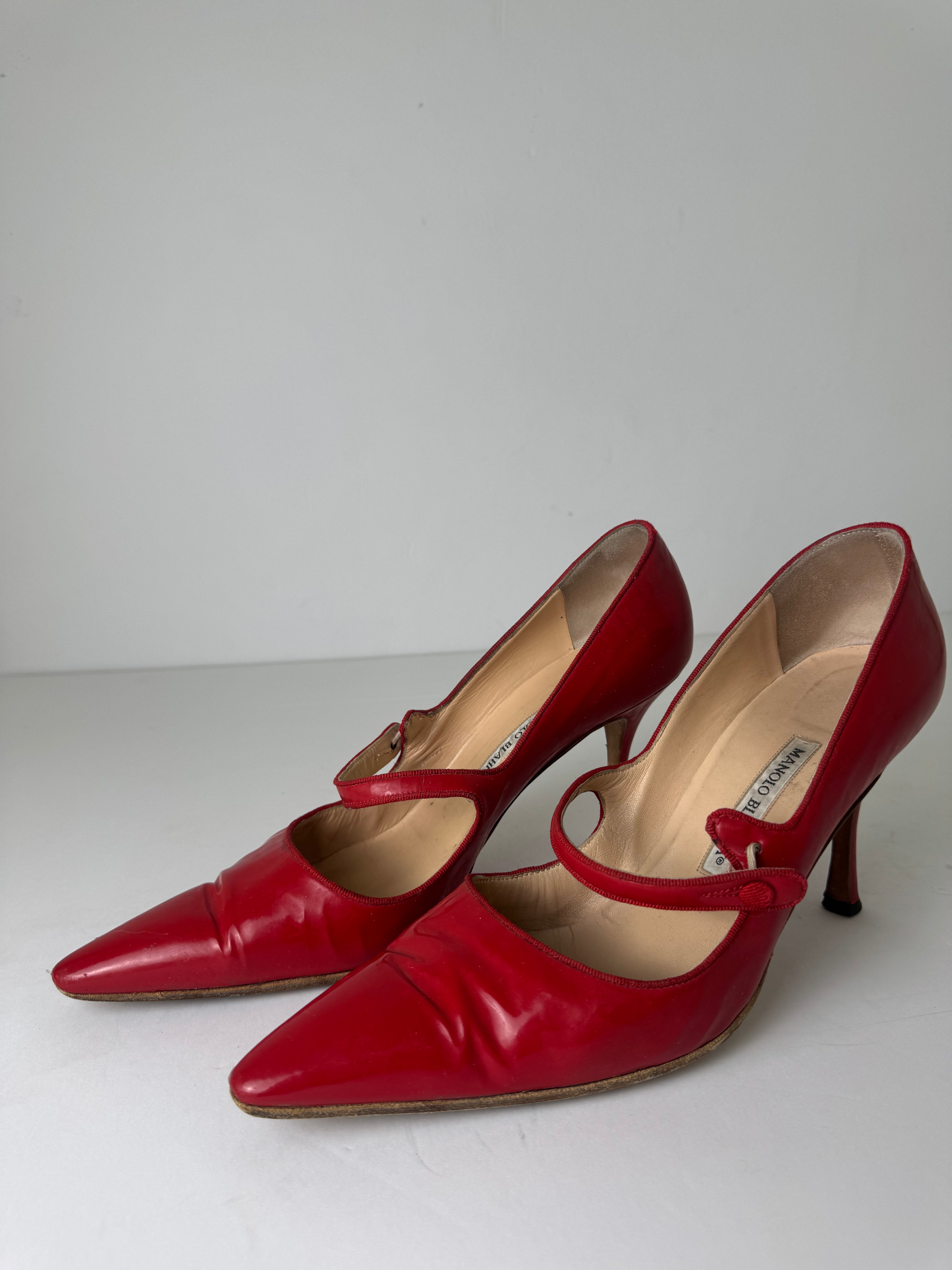Manolo Blahnik Vintage Mary Jane Heels 41