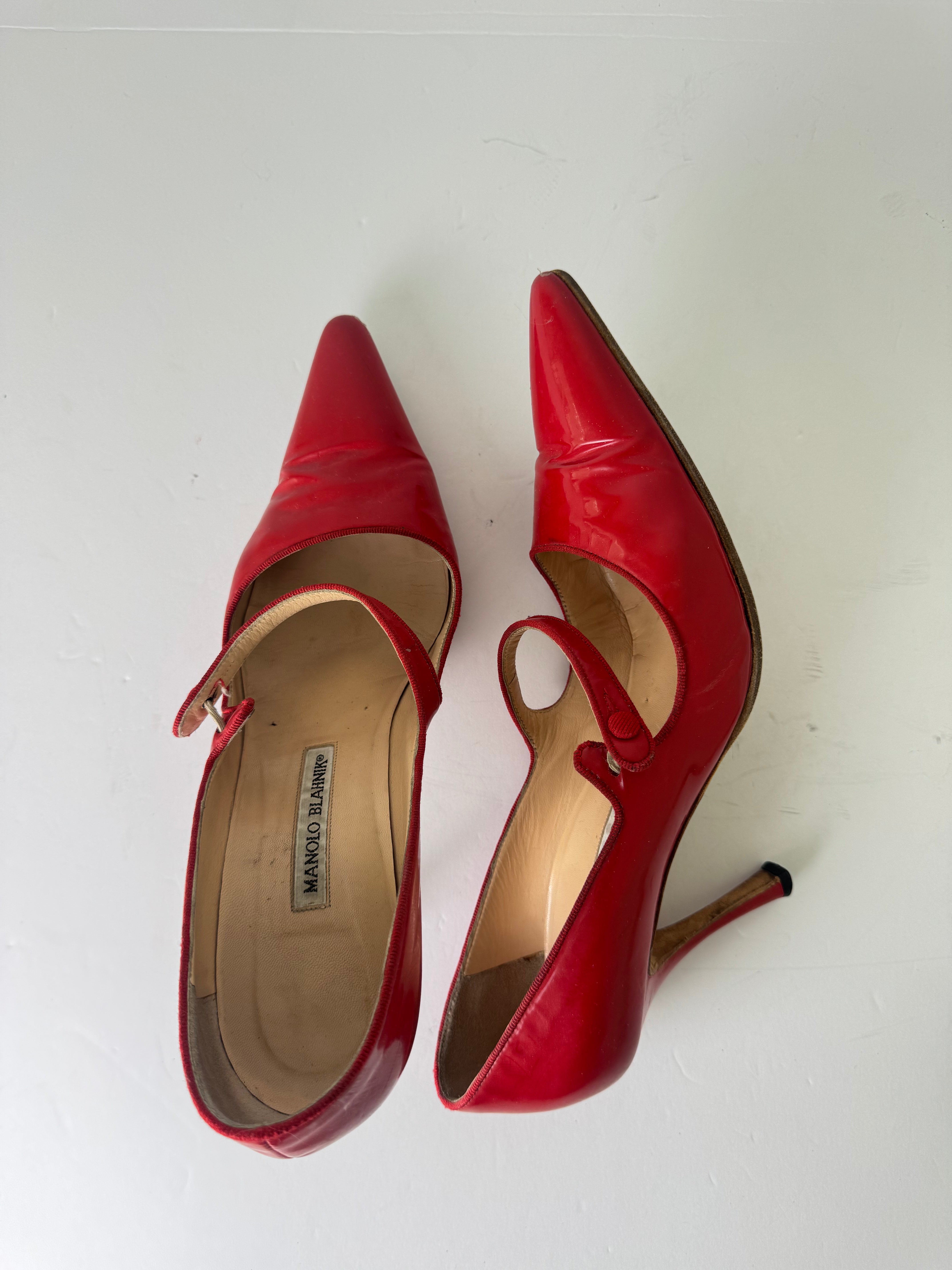 Manolo Blahnik Vintage Mary Jane Heels 41