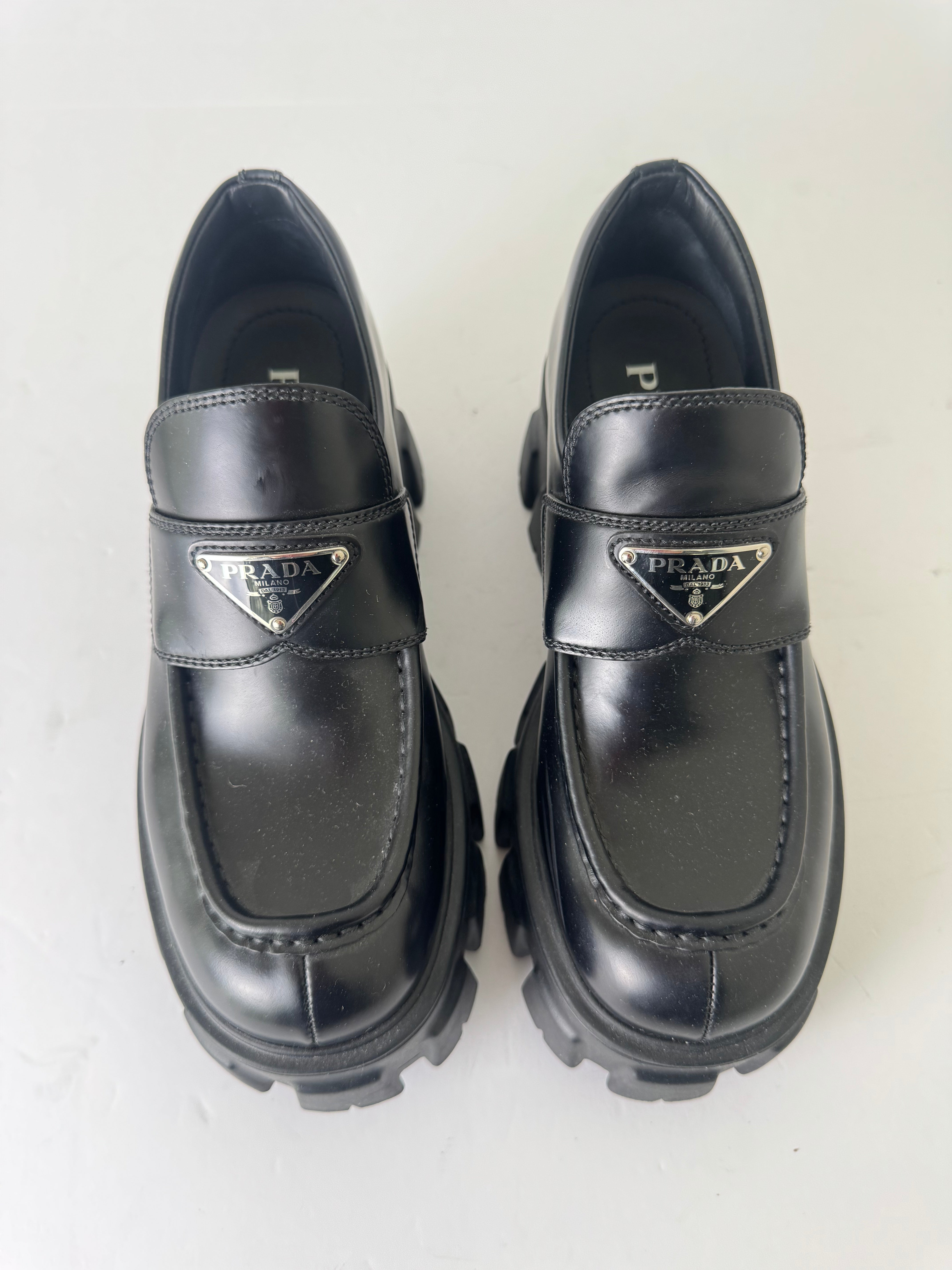 Platform Leather Triangle Logo Loafers 37.5