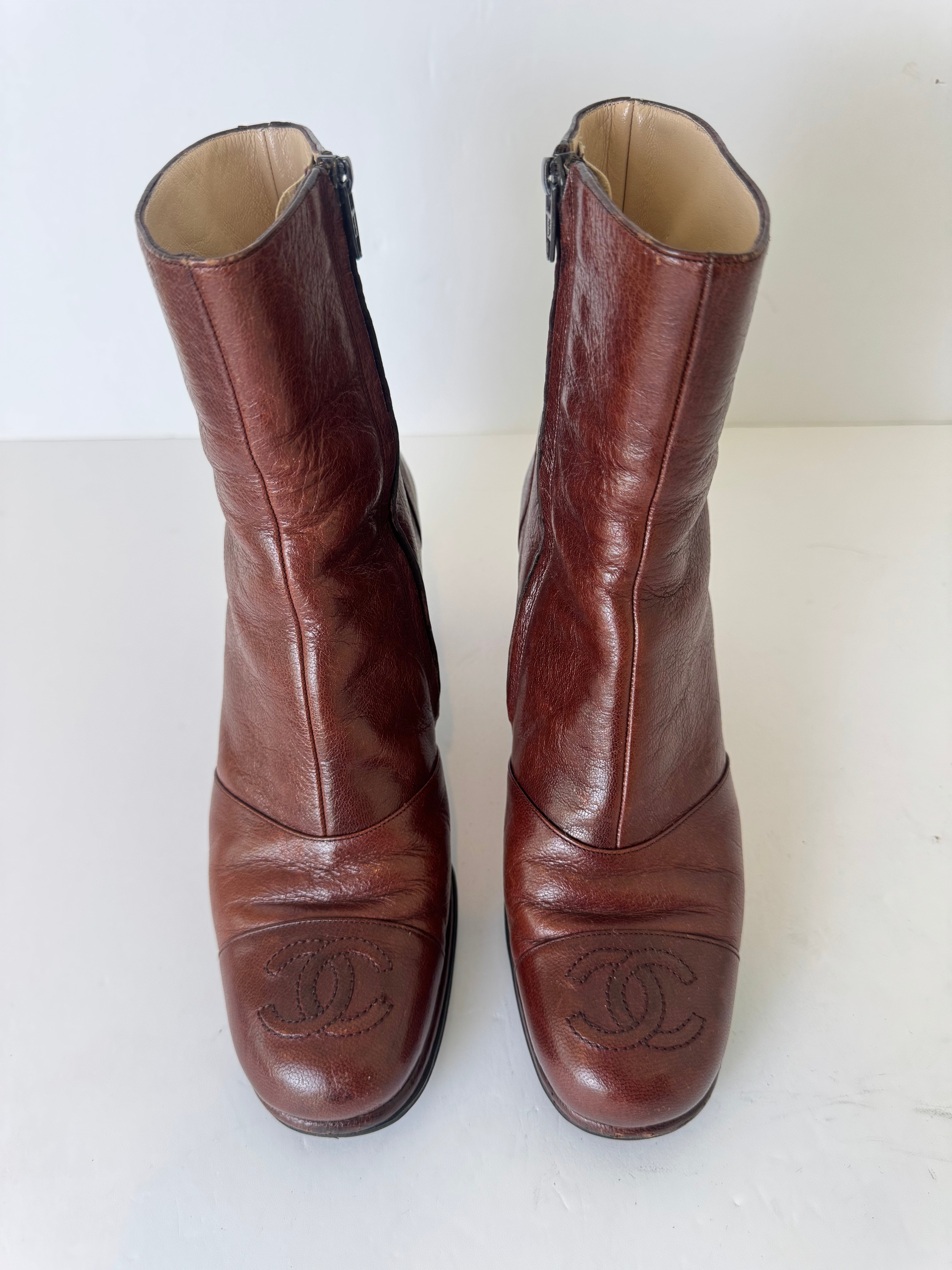 Chanel Vintage Leather Boots 36