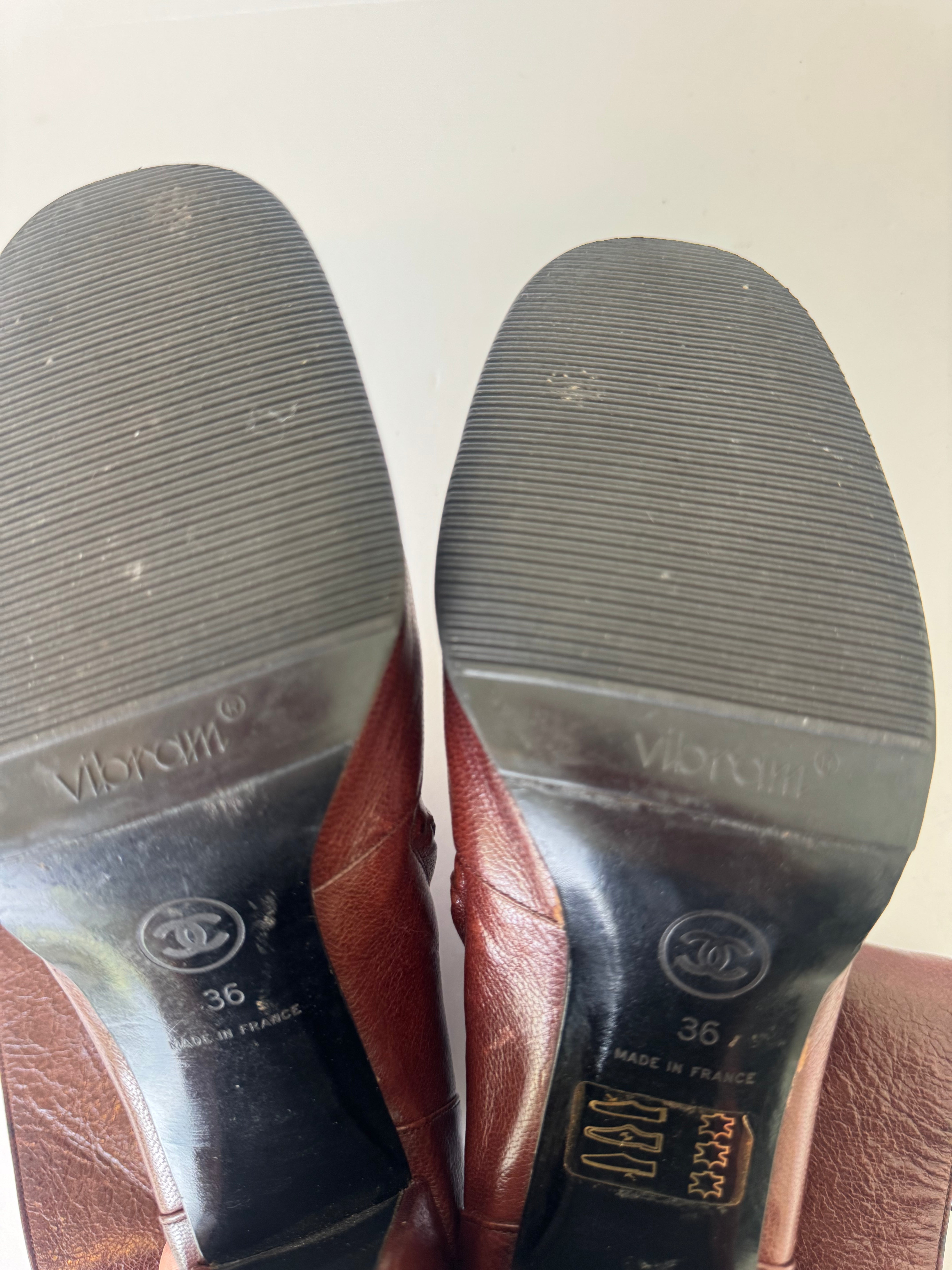 Chanel Vintage Leather Boots 36