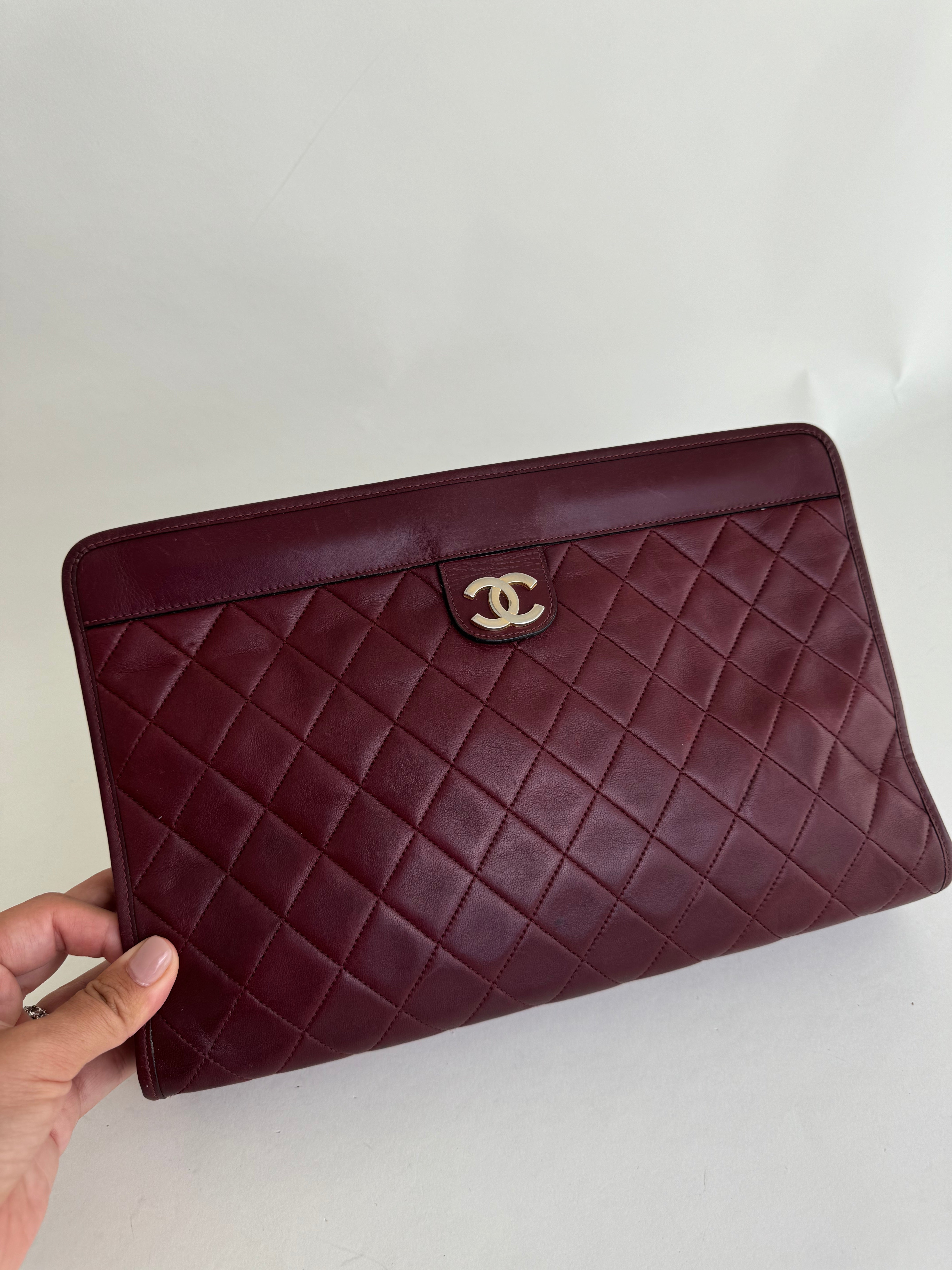 Chanel Clutch Burgundy