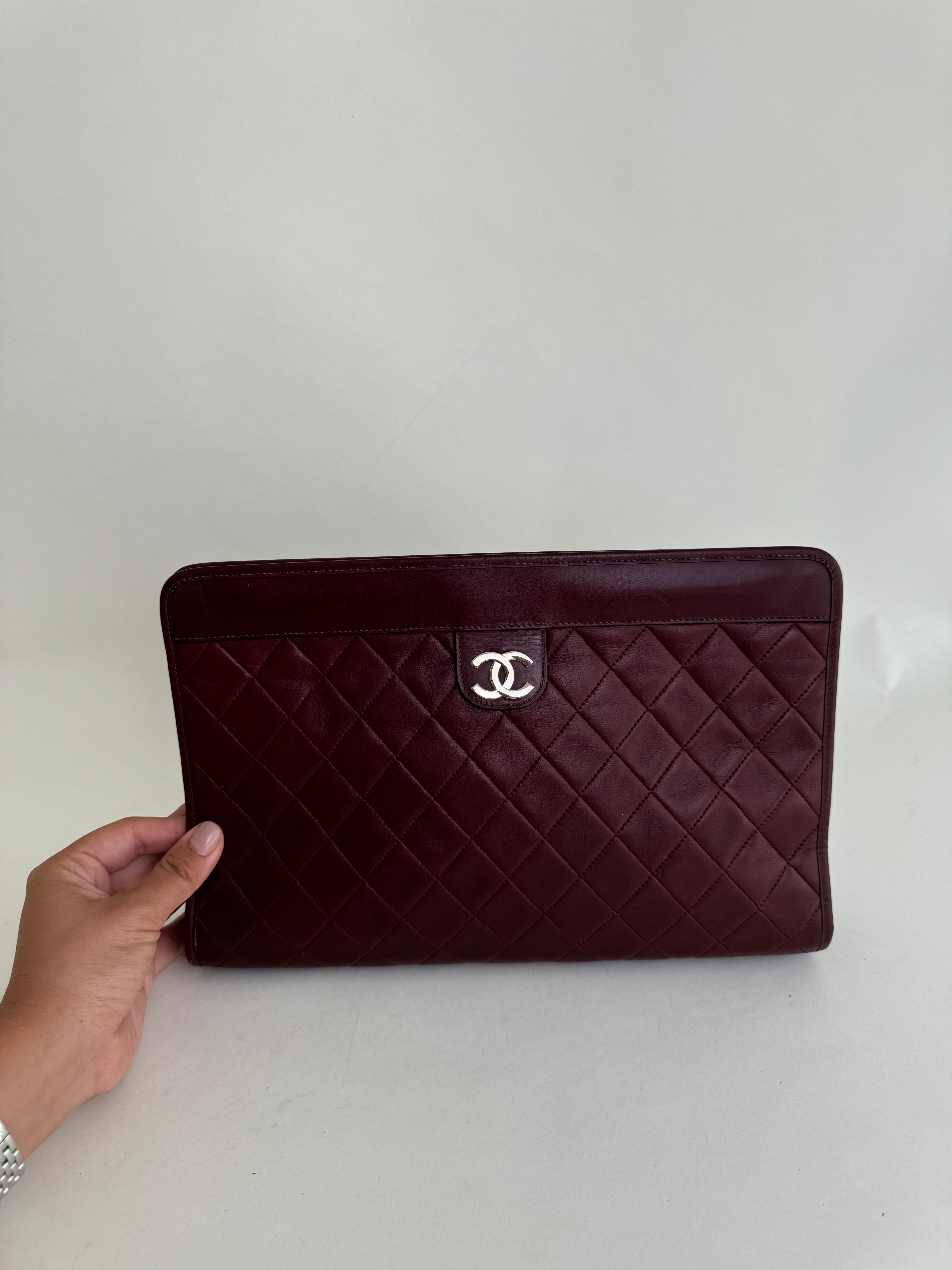 Chanel Clutch Burgundy