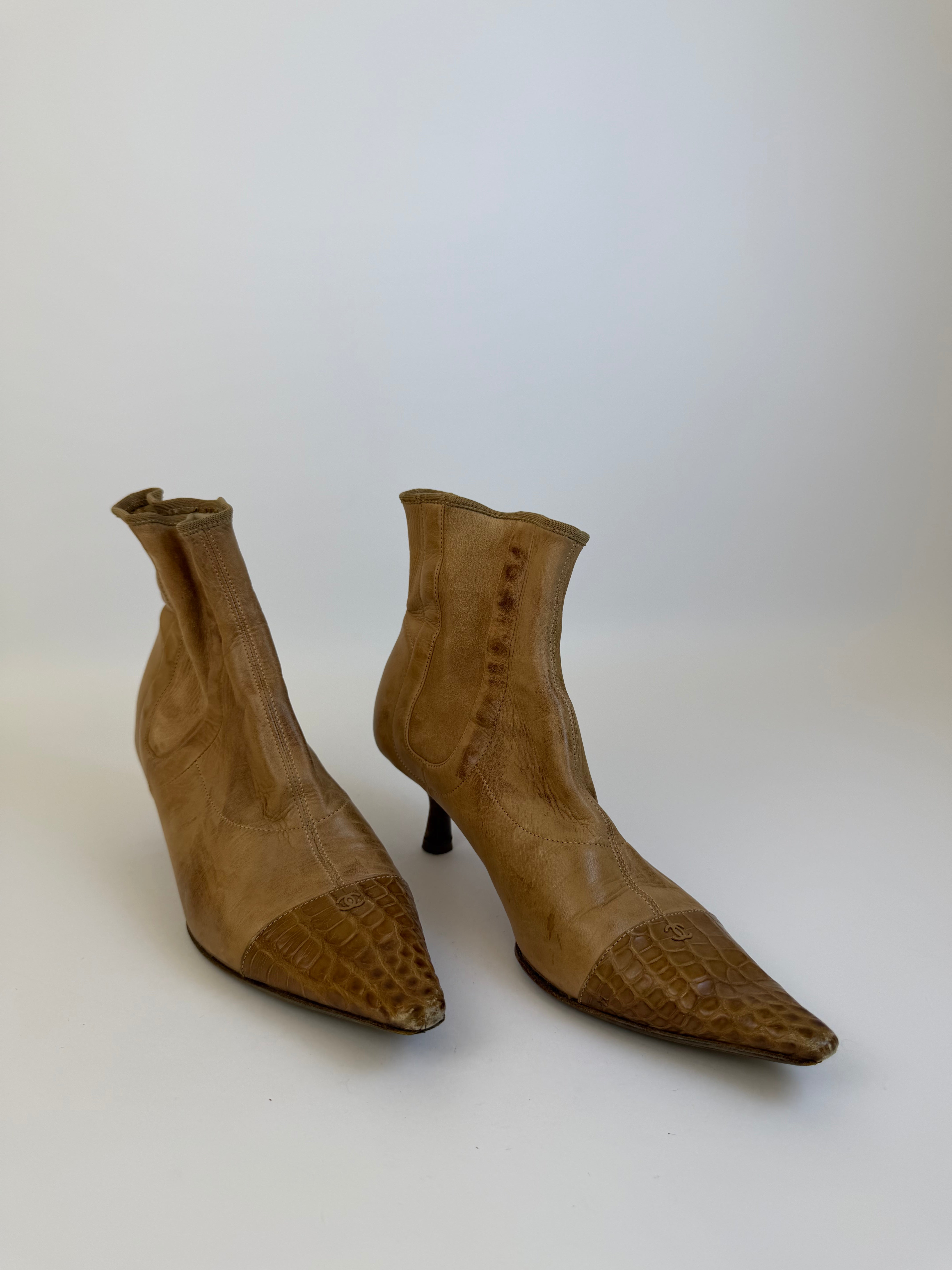 Chanel Vintage Booties 38