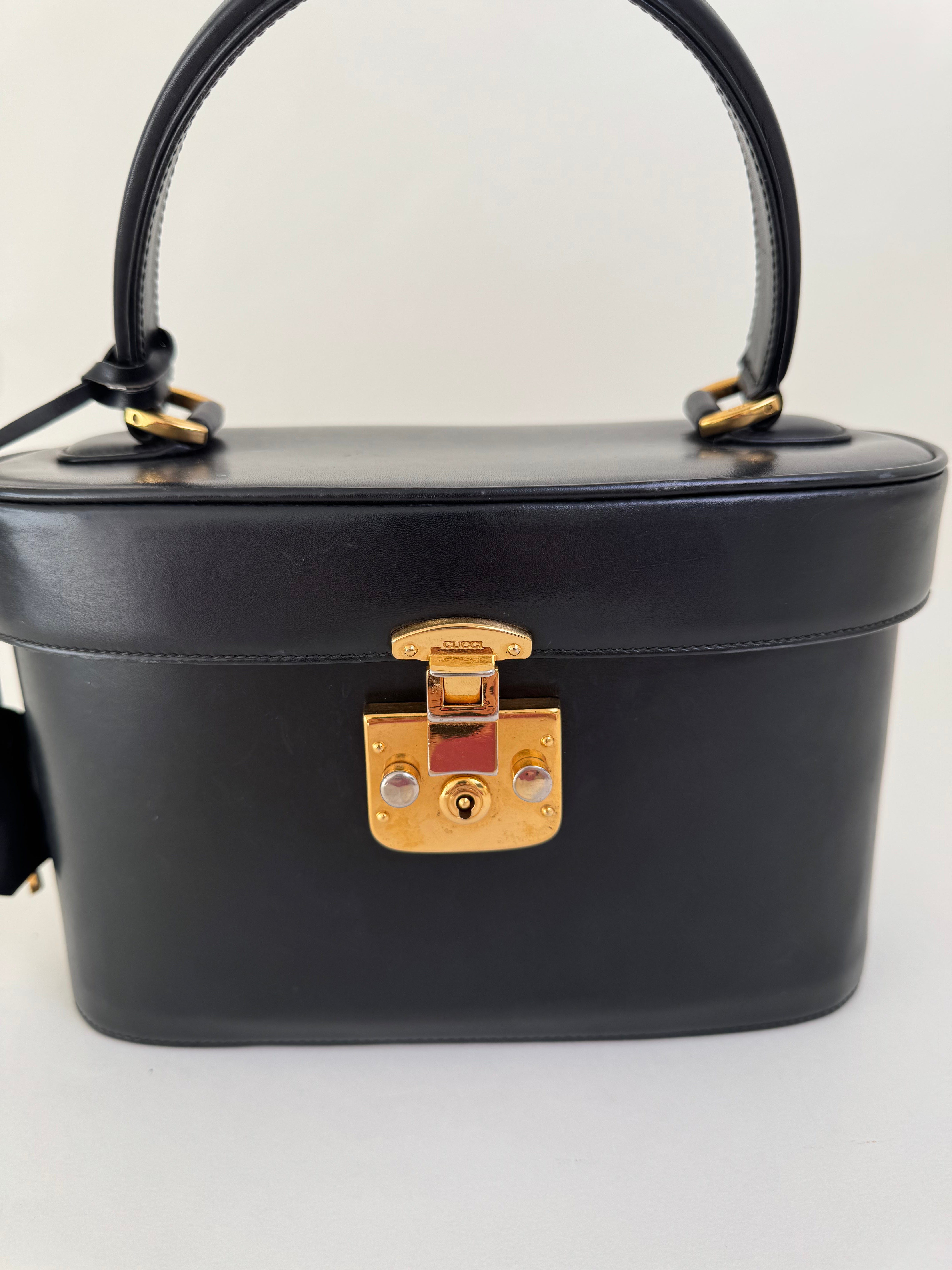 Gucci Black Leather Bucket Bag