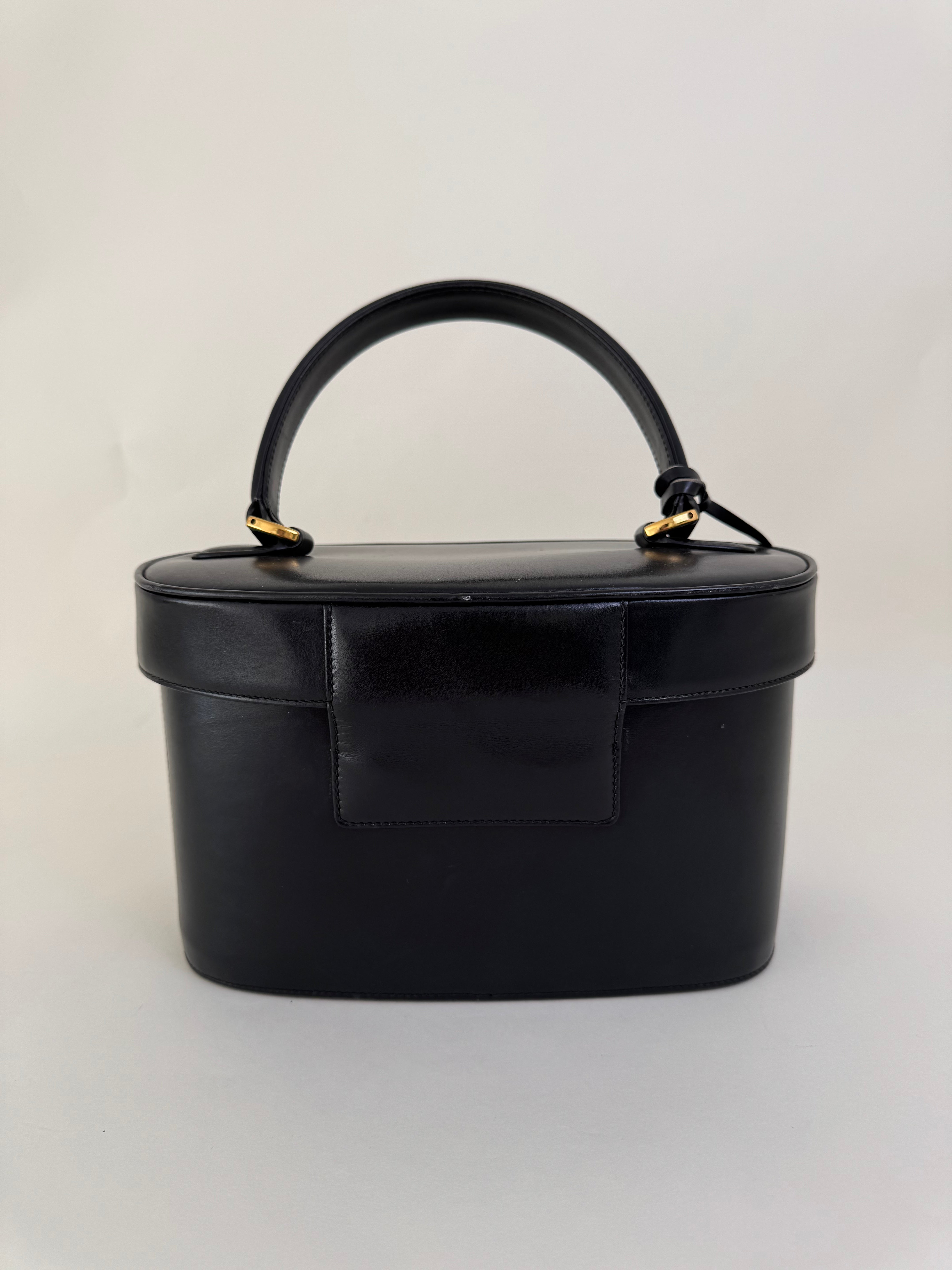 Gucci Black Leather Bucket Bag