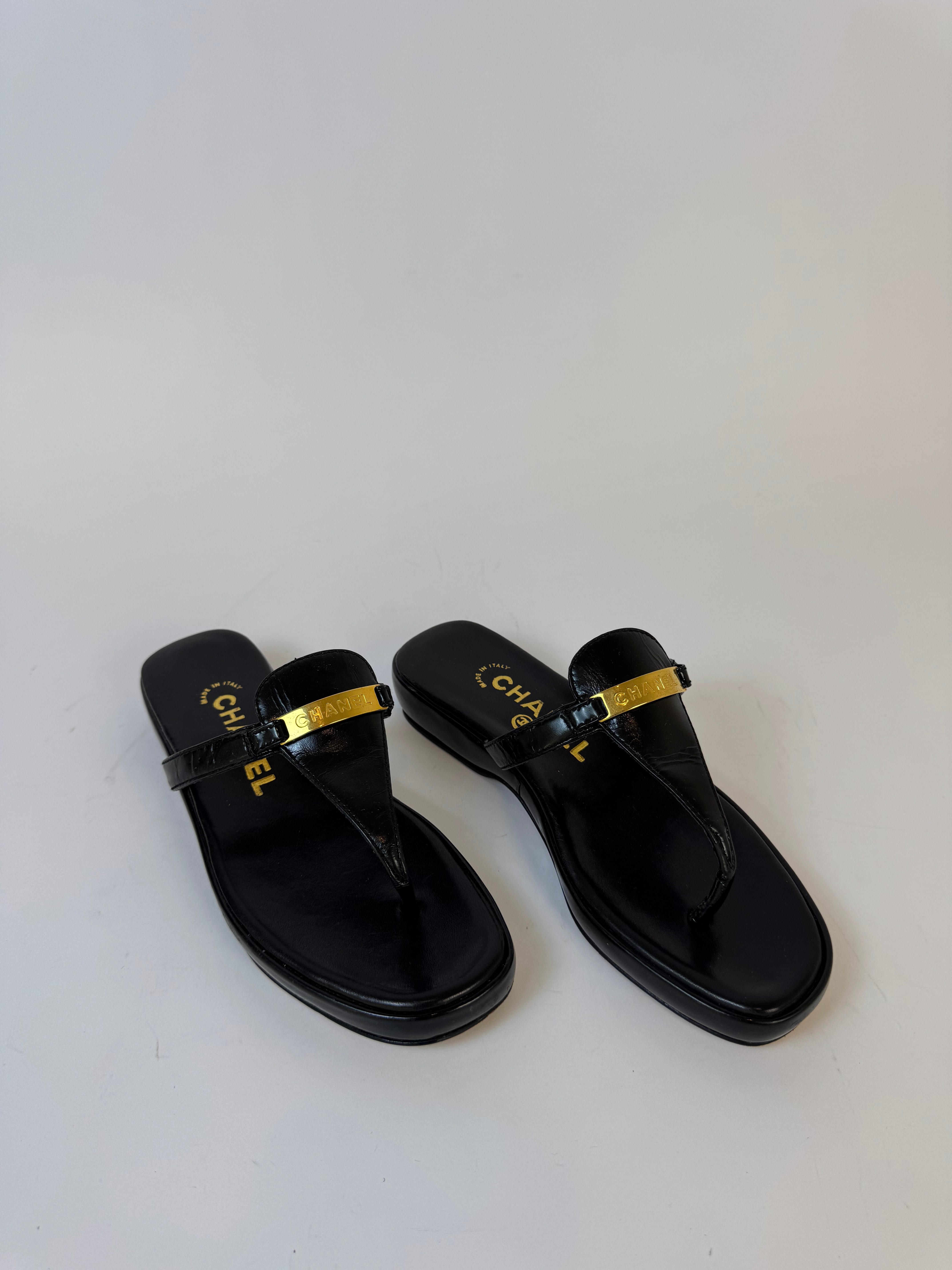 Chanel Thong Sandals 35